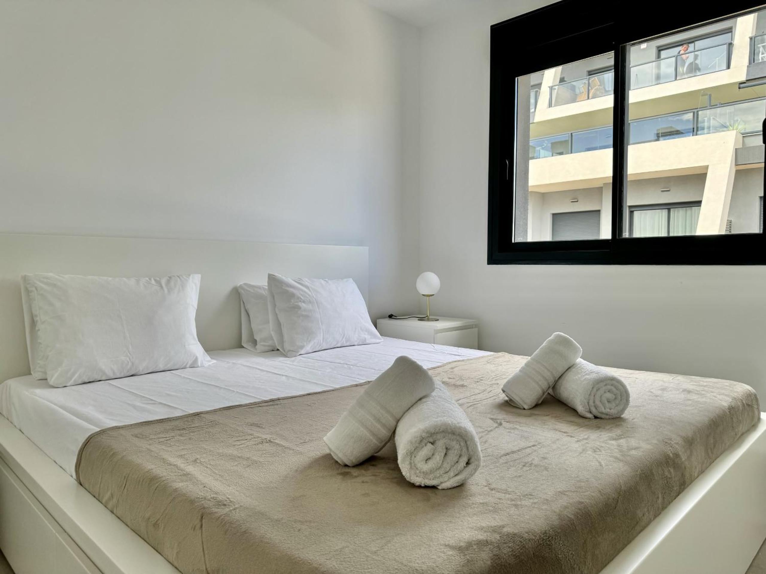 ICONIC by United Renters