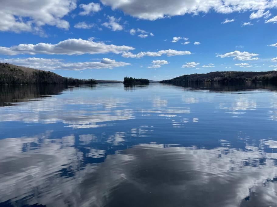 Le Petit Domaine Caché - Lac-Simon