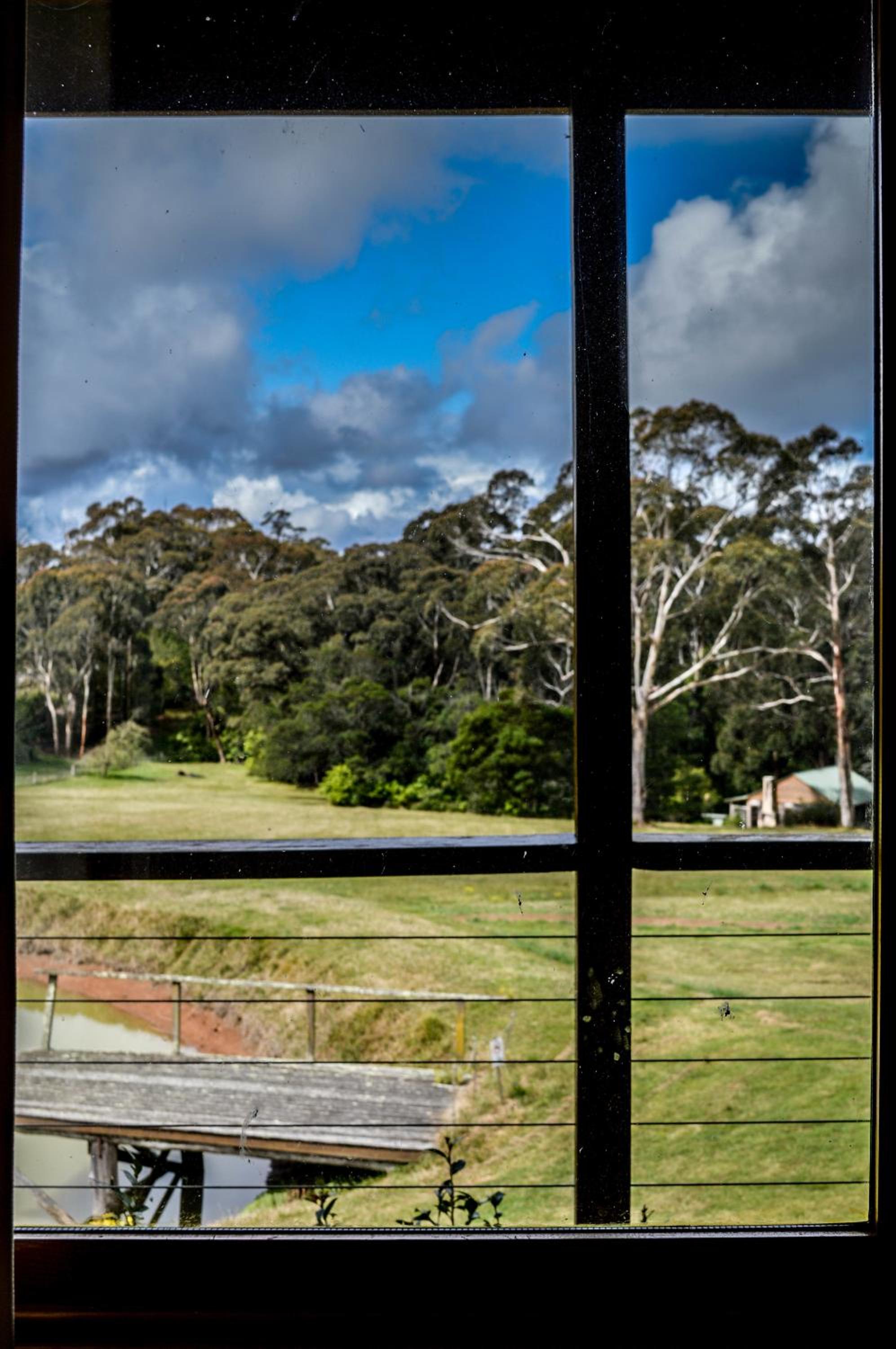 Ghost Hill Road Retreat