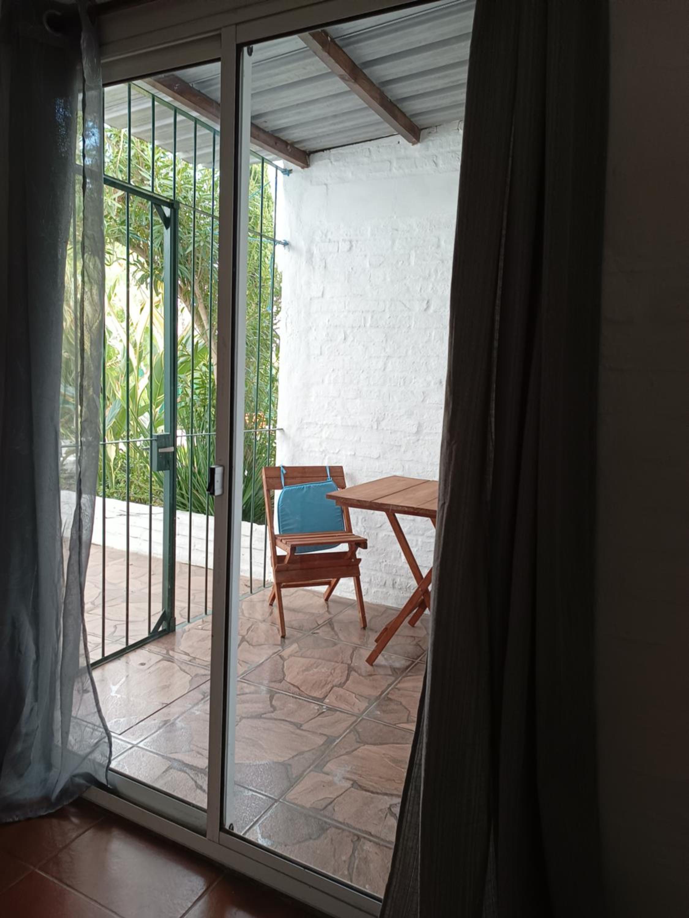 Apartamento con Patio. Planta baja, Max. Para 3. view 3