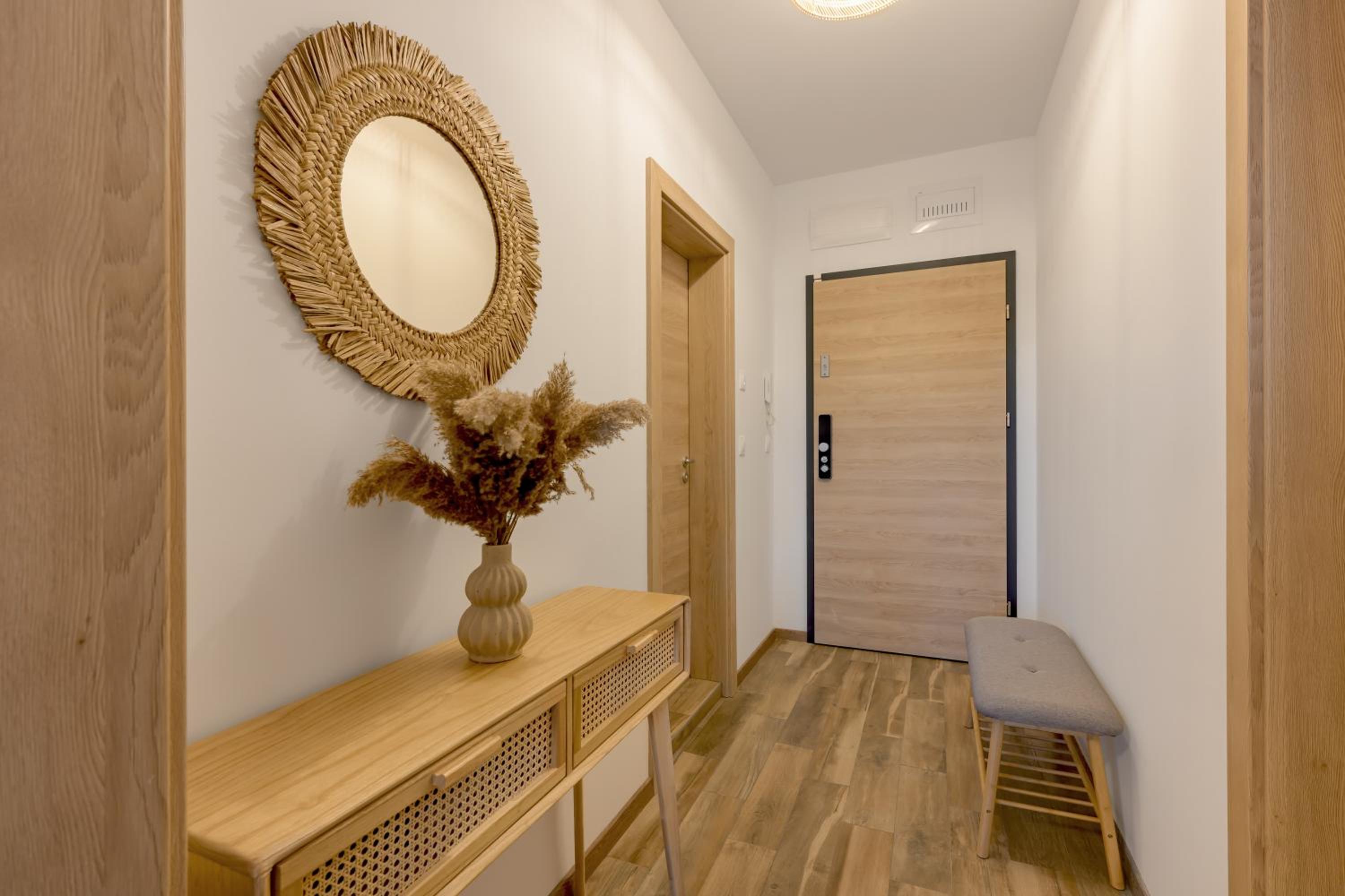 Boho Sea View One-bedroom Pool & SPA apartment