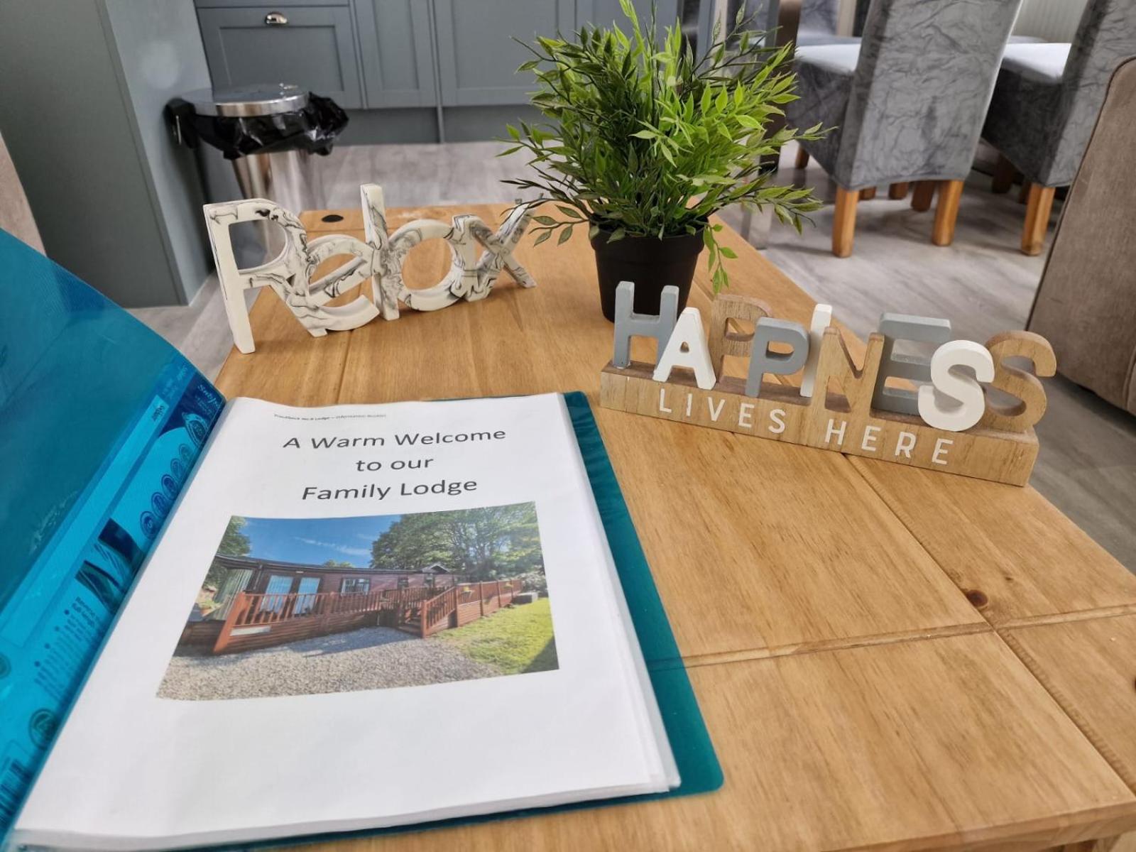 Windermere lodge,sleeps 6 view 4