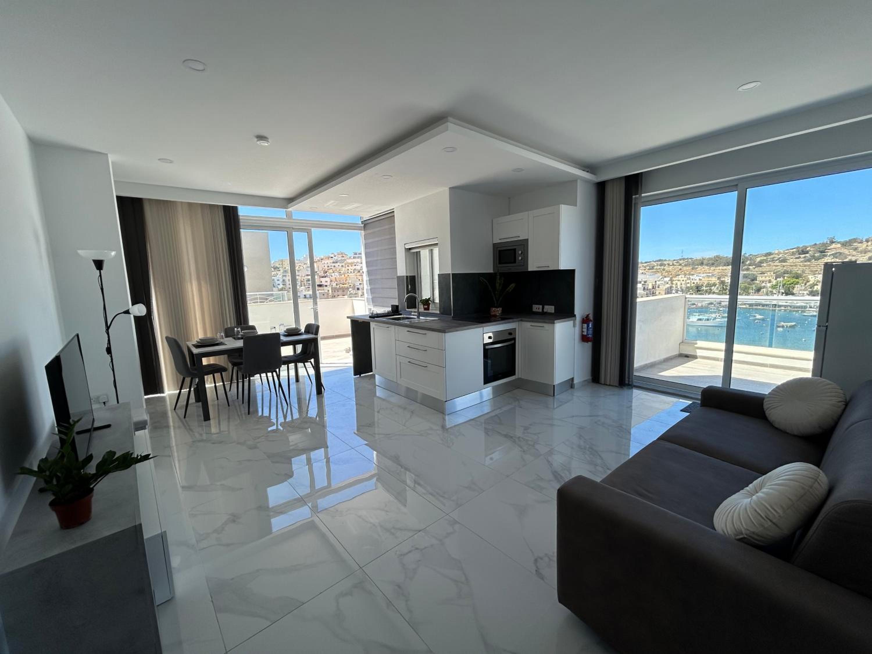 Seaview Setters Penthouse Marsaskala view 5