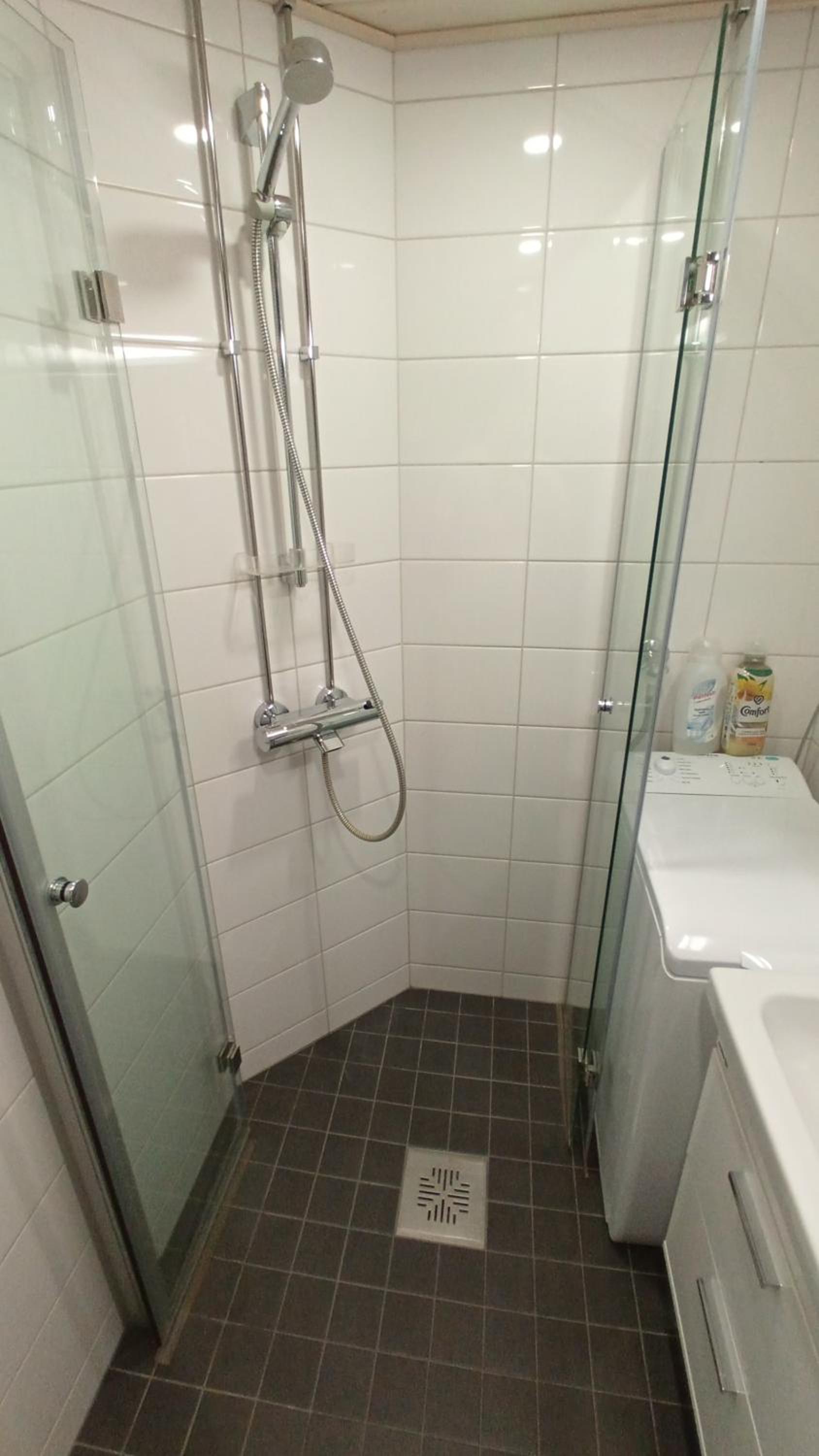 Modern Central Flat- Arrive Late, Leave Late