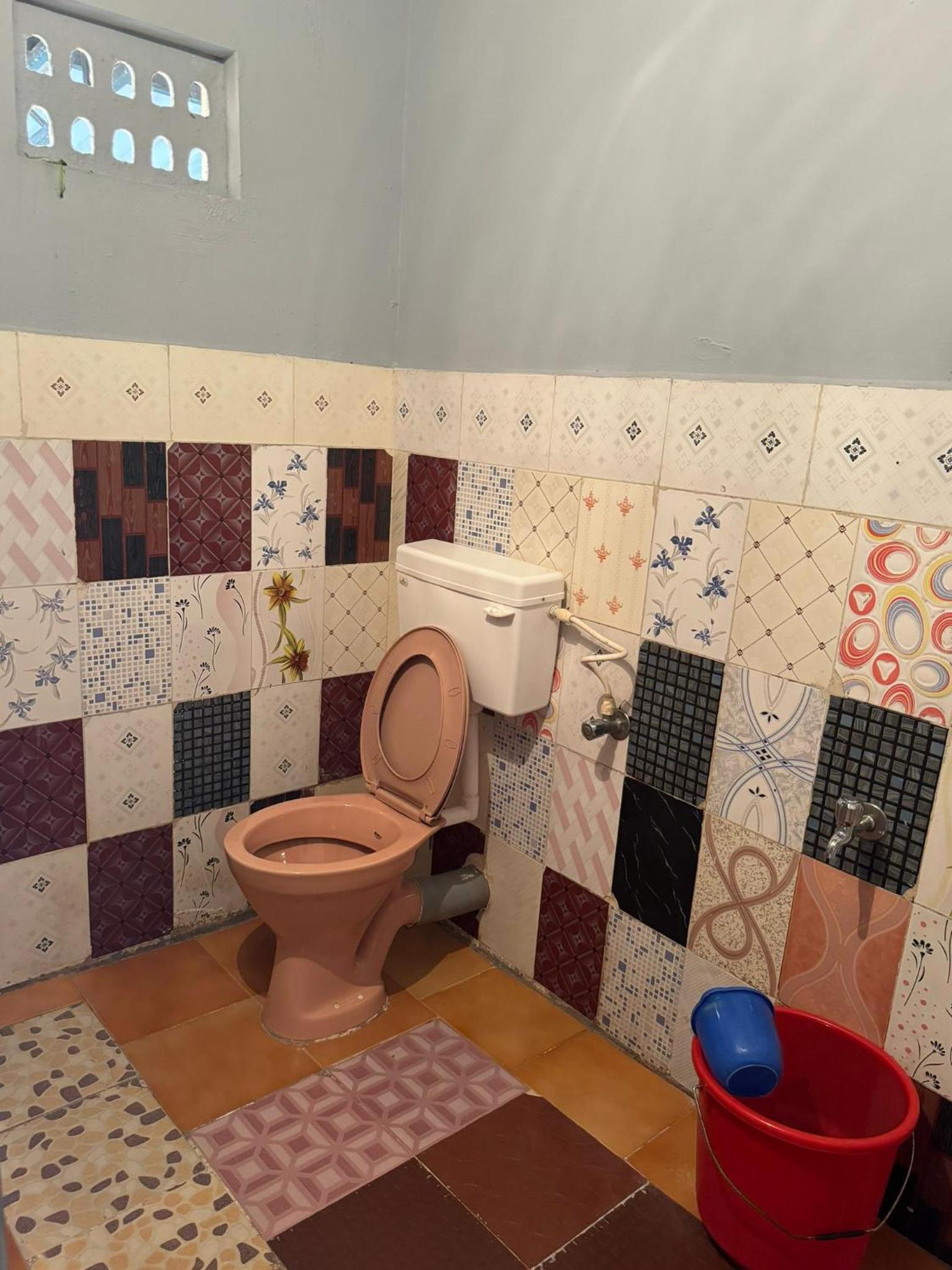 KENSON'S INN - Non AC - 2 Bedroom Apartment