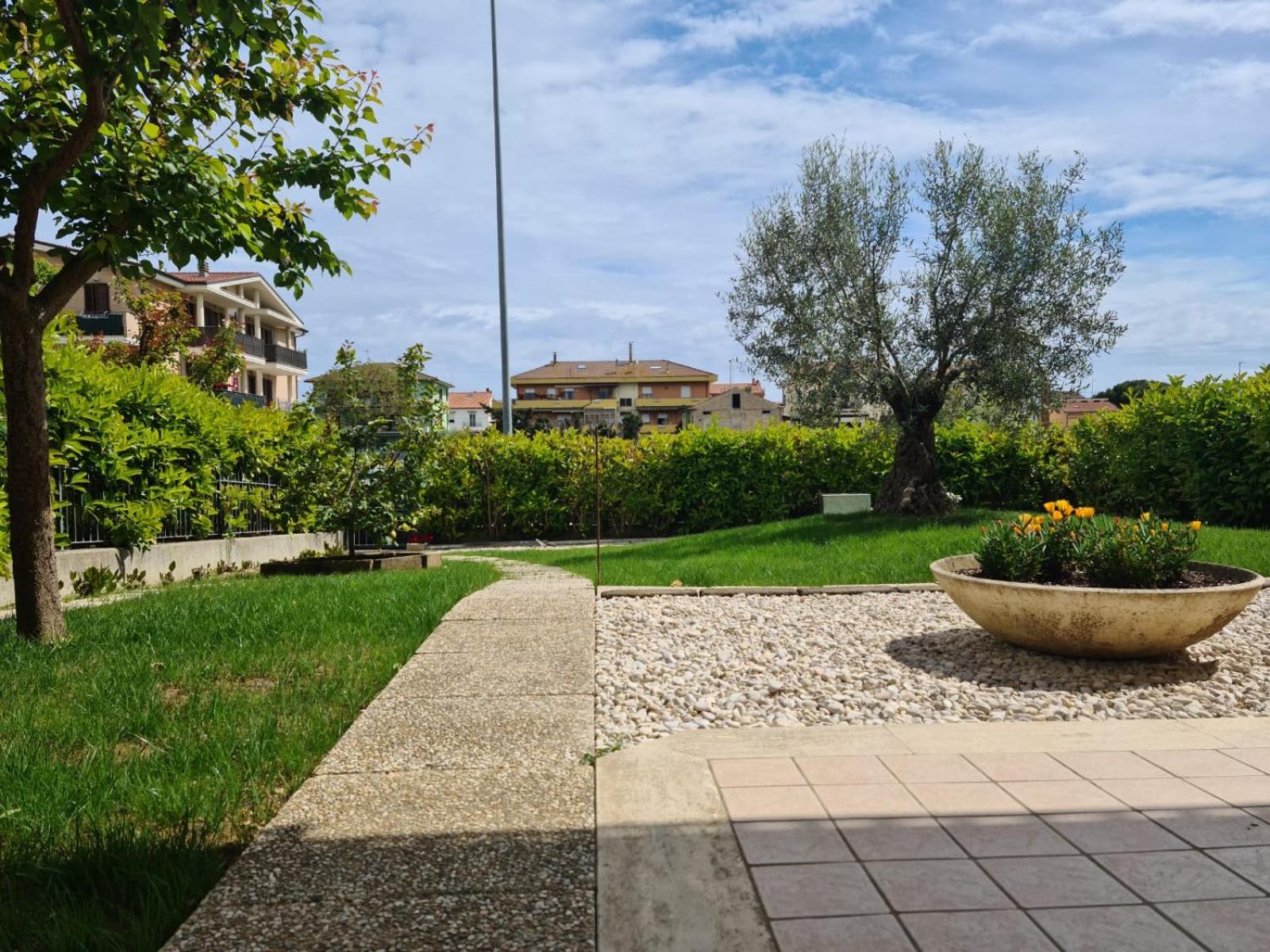 La Coccinella view 3