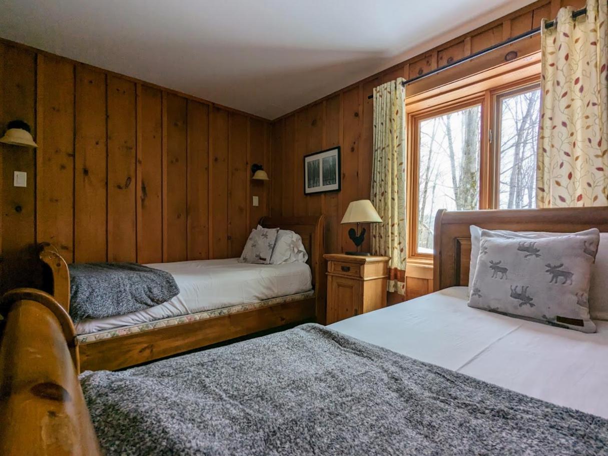 Cote Nord Tremblant Chalet Barrie