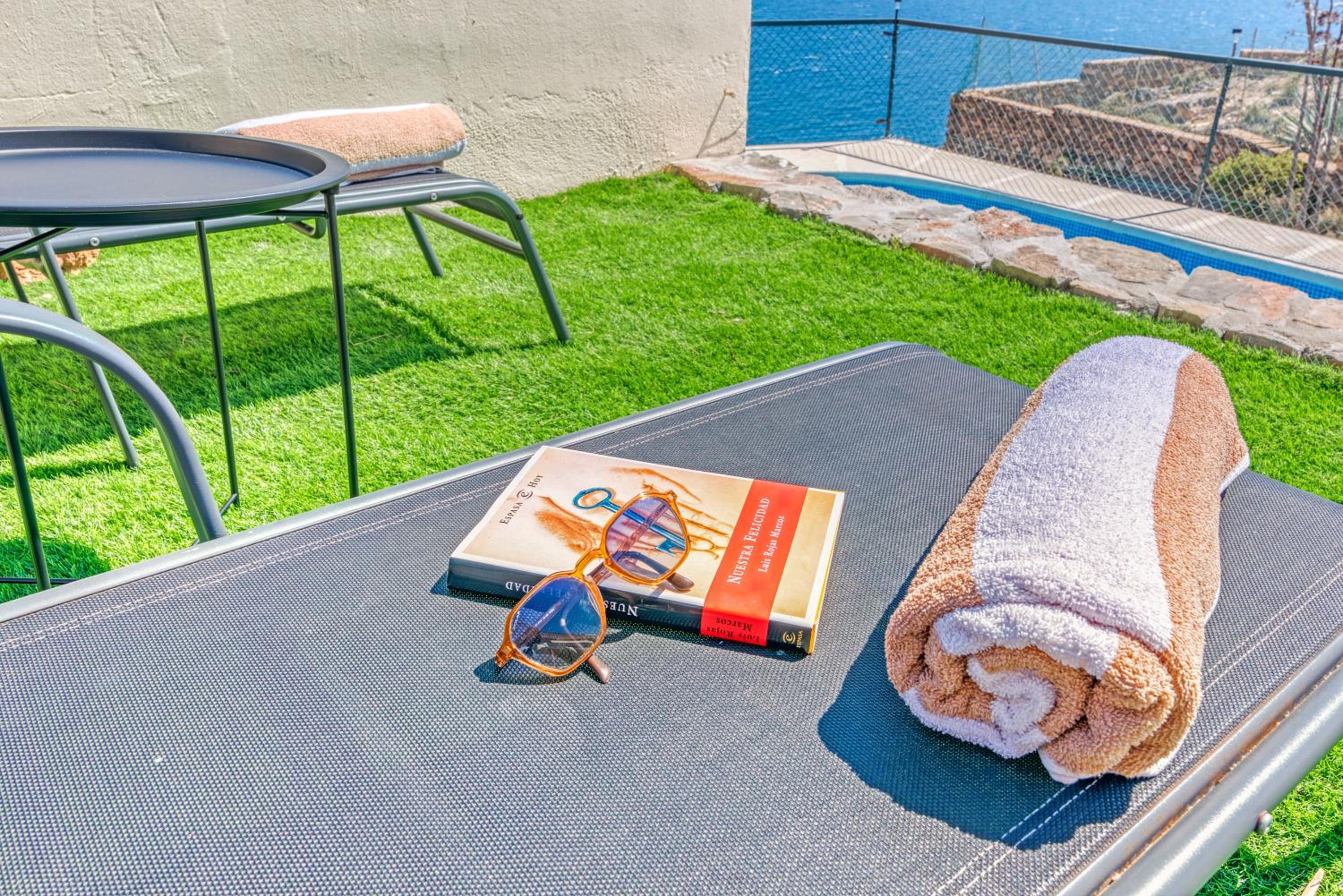 Villa Infinity I Sea Views I Pool I Jacuzzi I BBQ photo 2