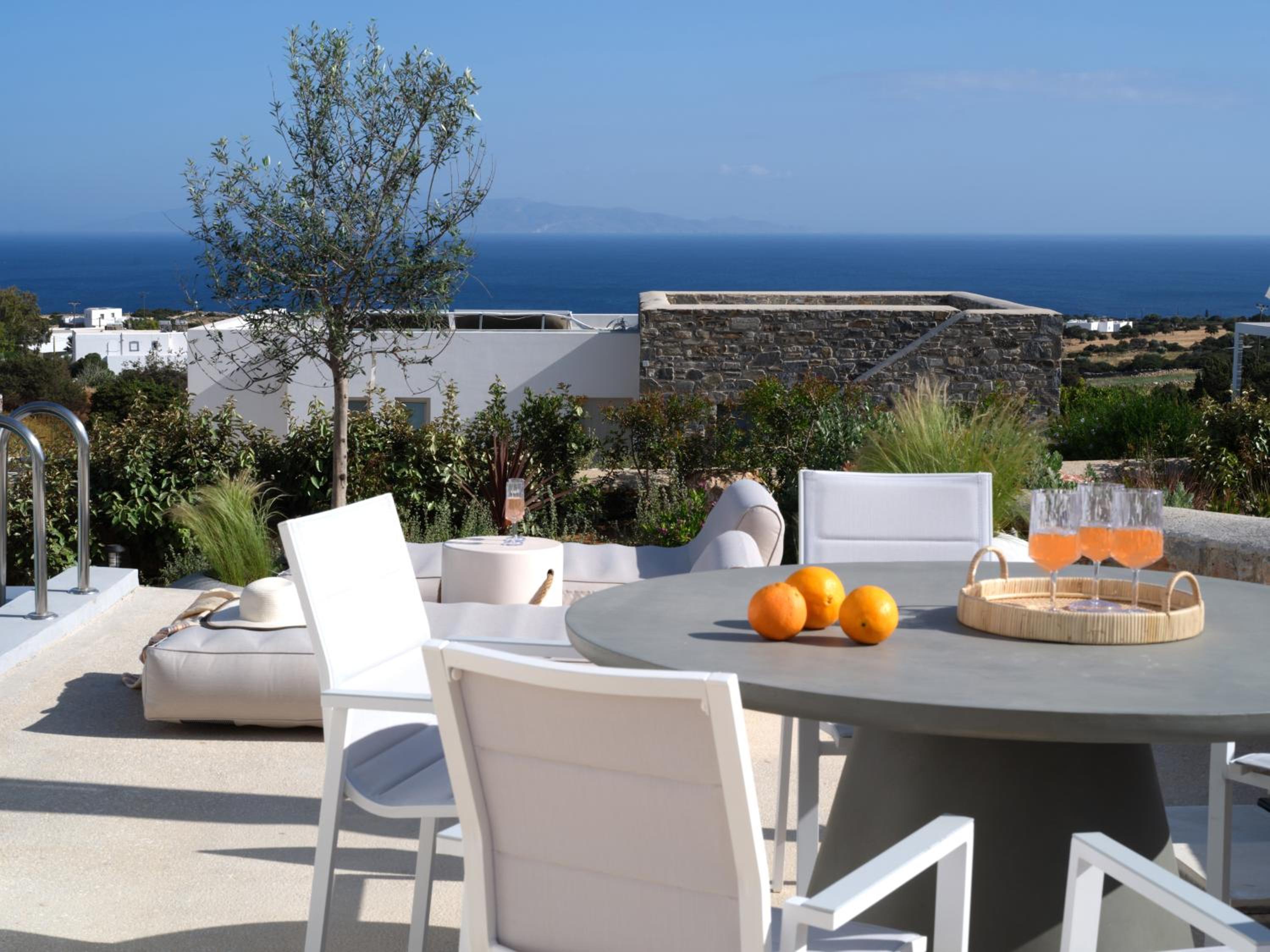 Villa Le22, 180 panoramic sea views, Paros