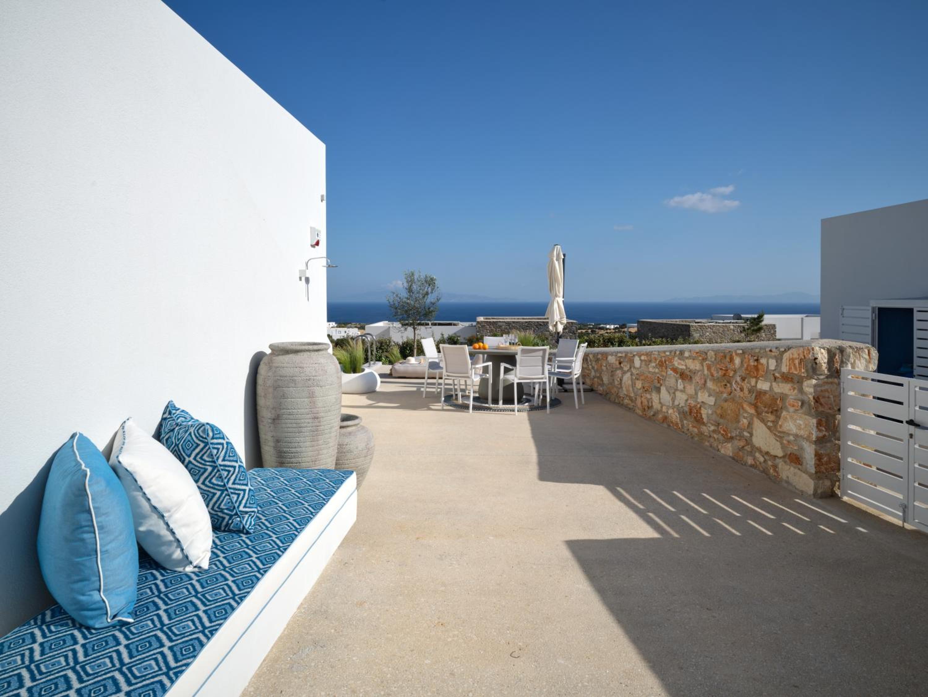 Villa Le22, 180 panoramic sea views, Paros