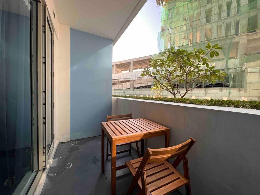 Artist's Haven Creative Condo at Azure