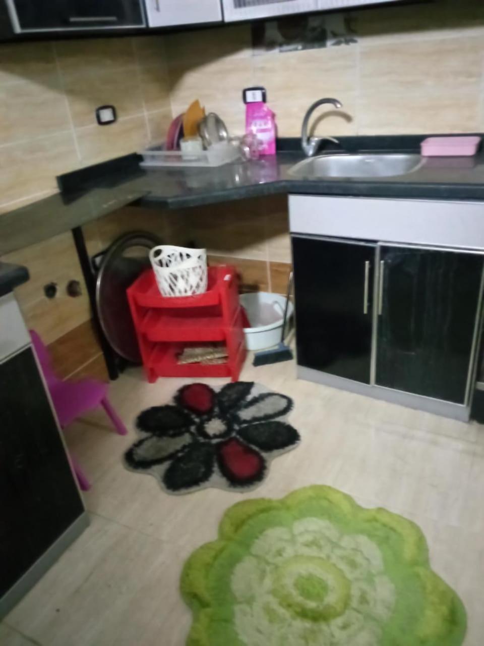 Gleem Plaza House