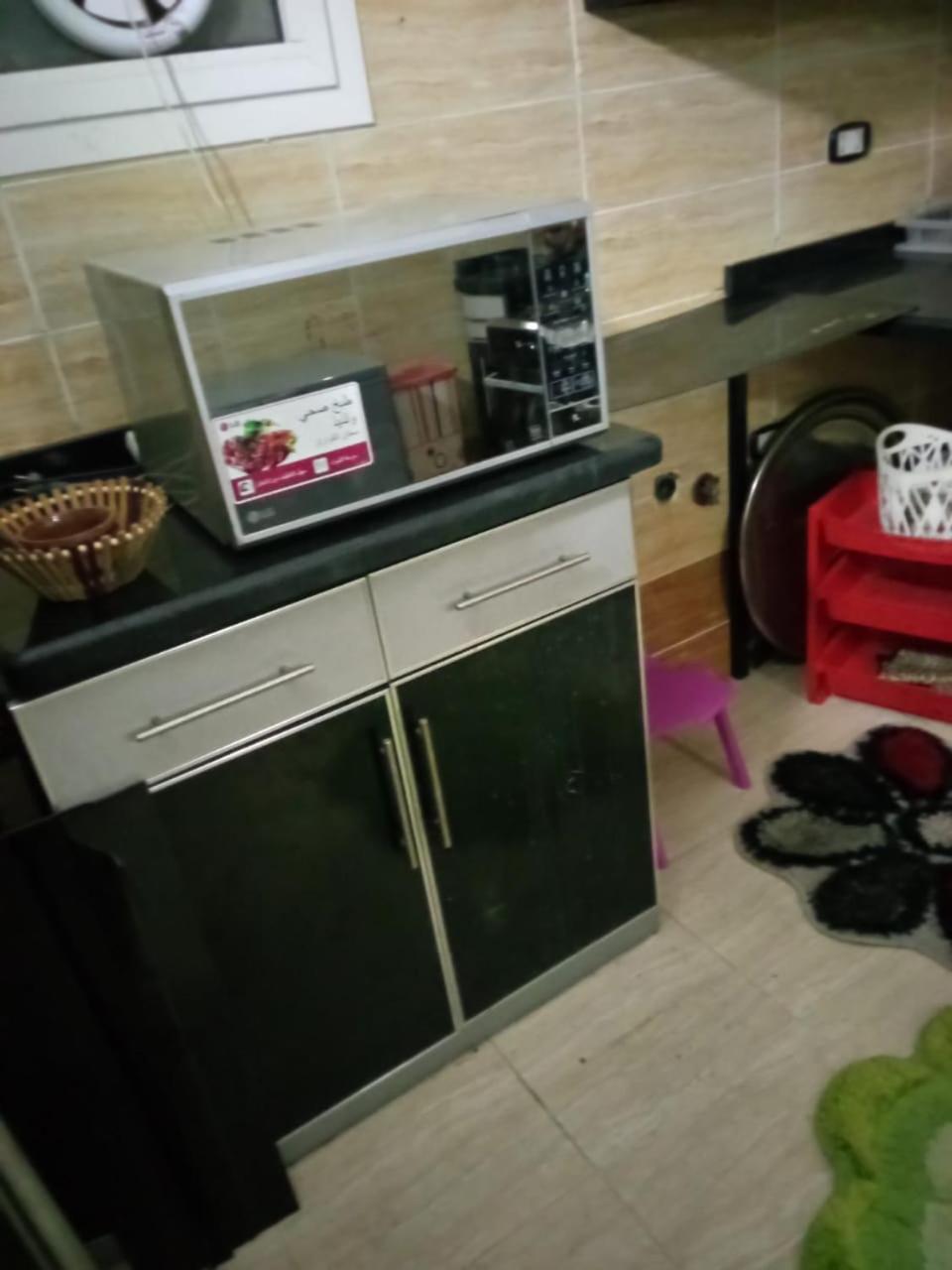 Gleem Plaza House