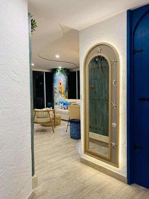 Dominique Colonial de lujo 1304 con Jacuzzi en balcon
