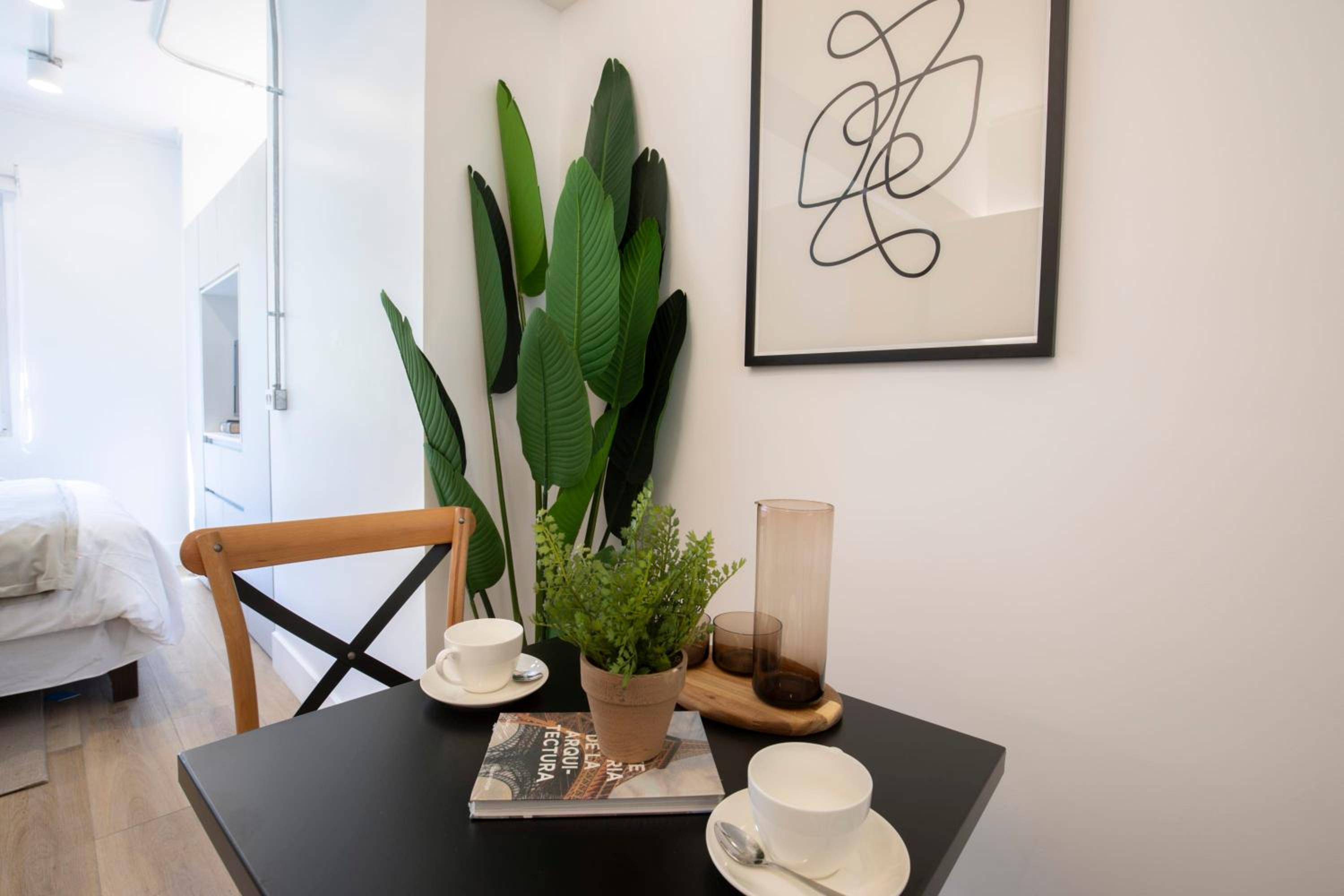 HOM I Inmejorable Studio en Calle Monjitas Santiago