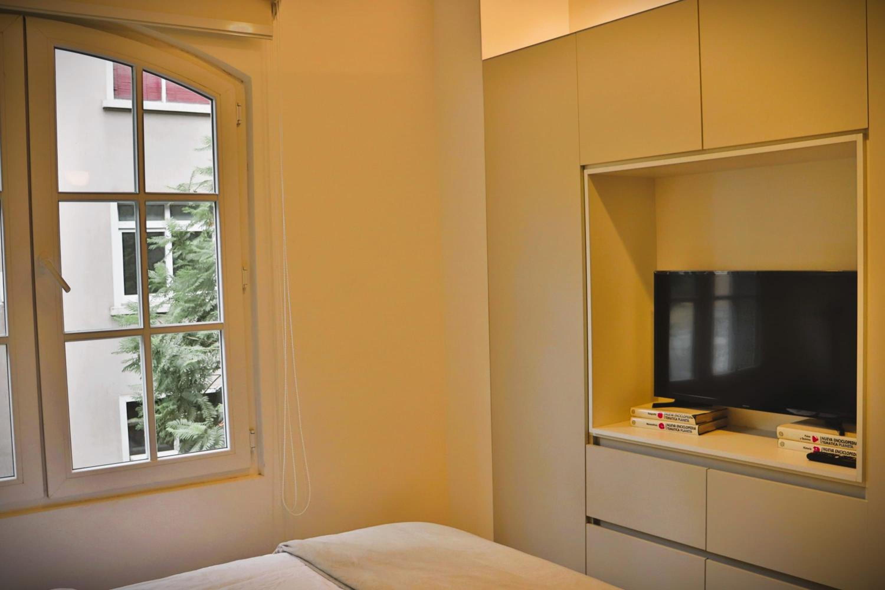 HOM I Inmejorable Studio en Calle Monjitas Santiago