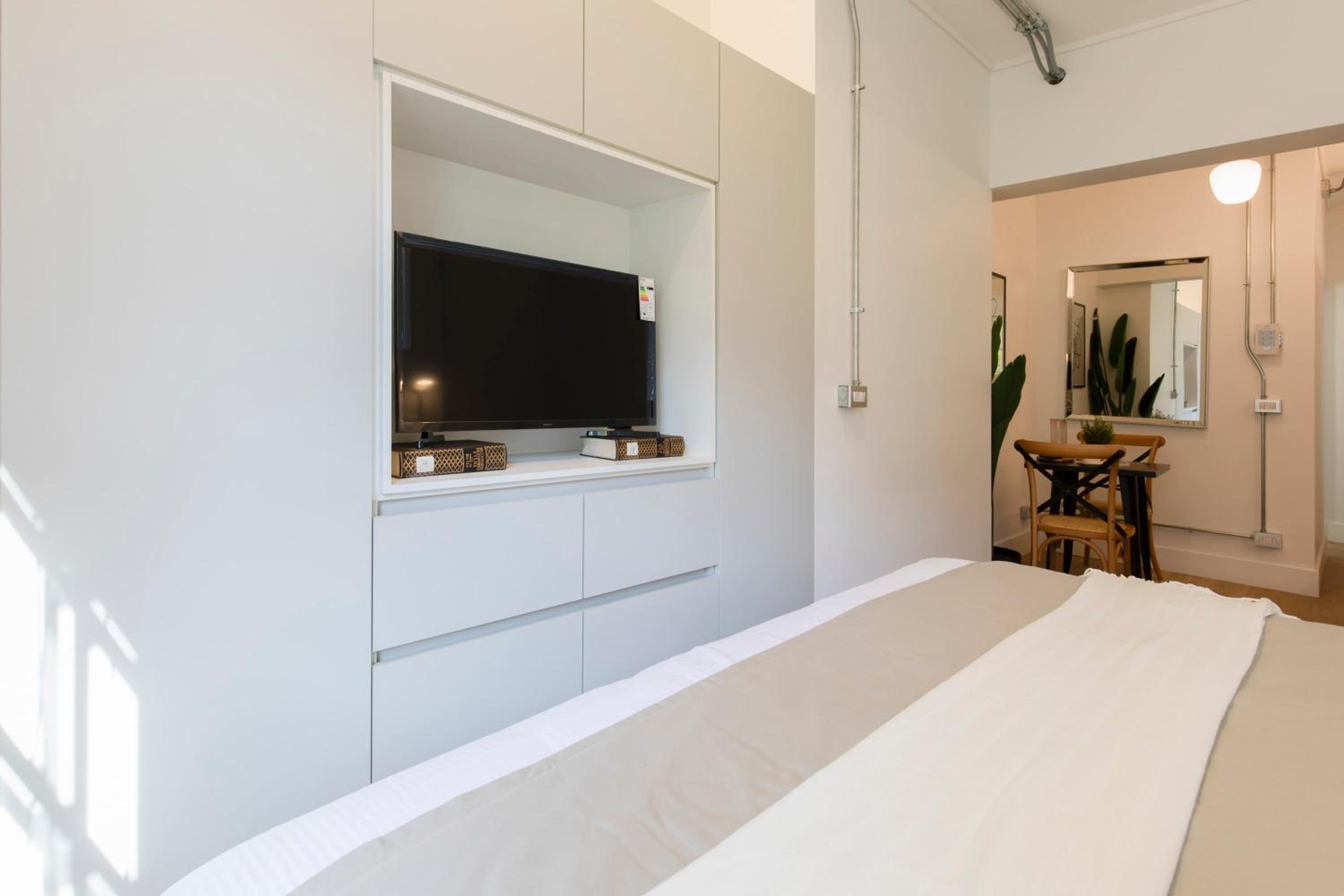 HOM I Inmejorable Studio en Calle Monjitas Santiago