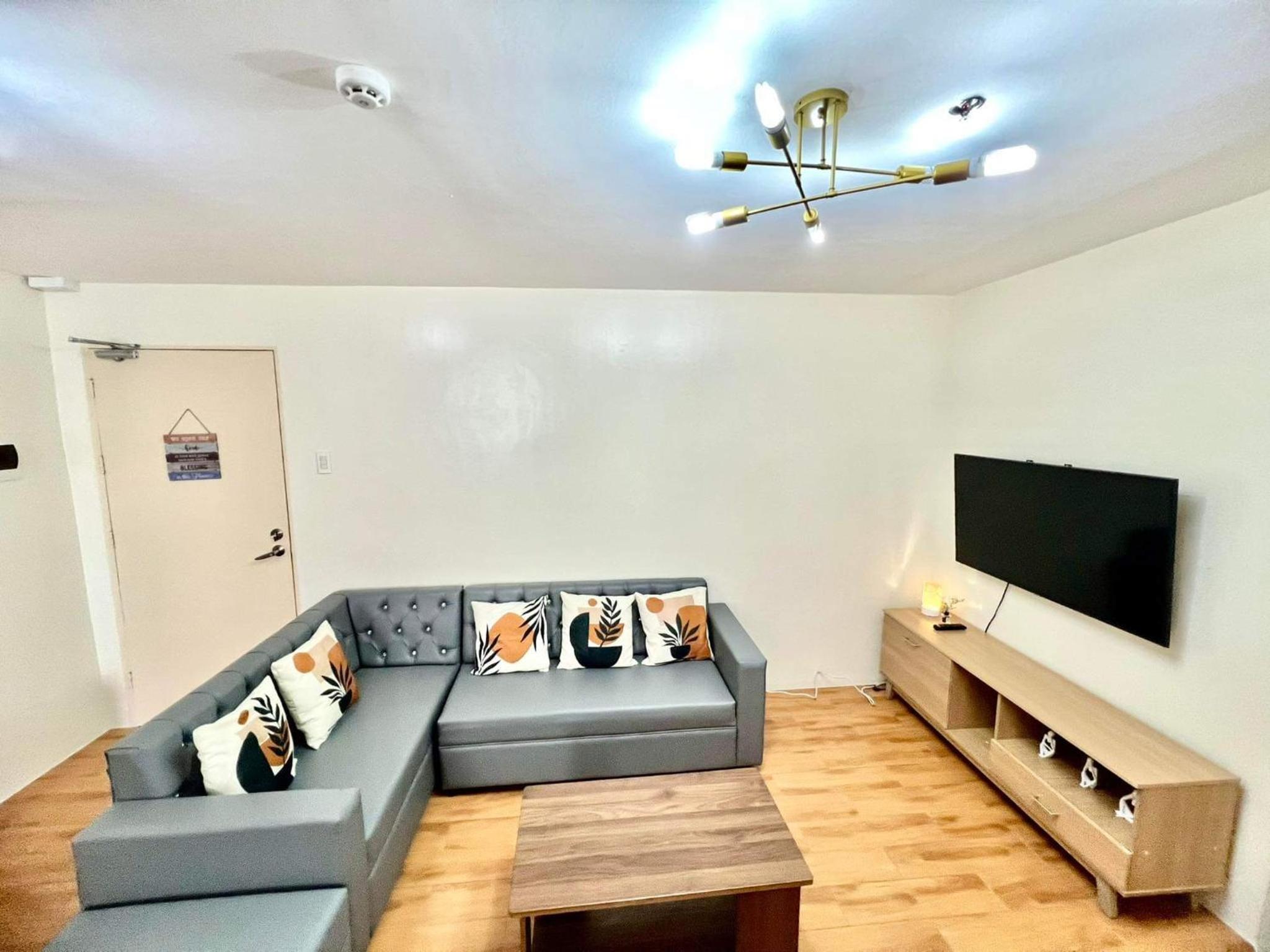 3 BEDROOMS view 5