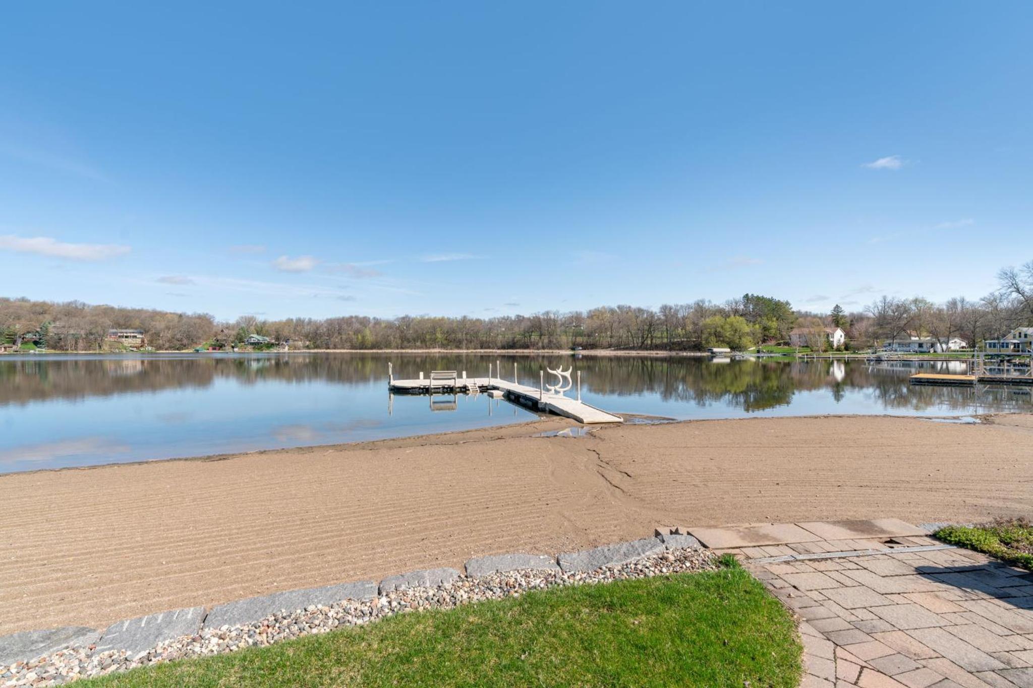 Maple Lake Chalet view 4
