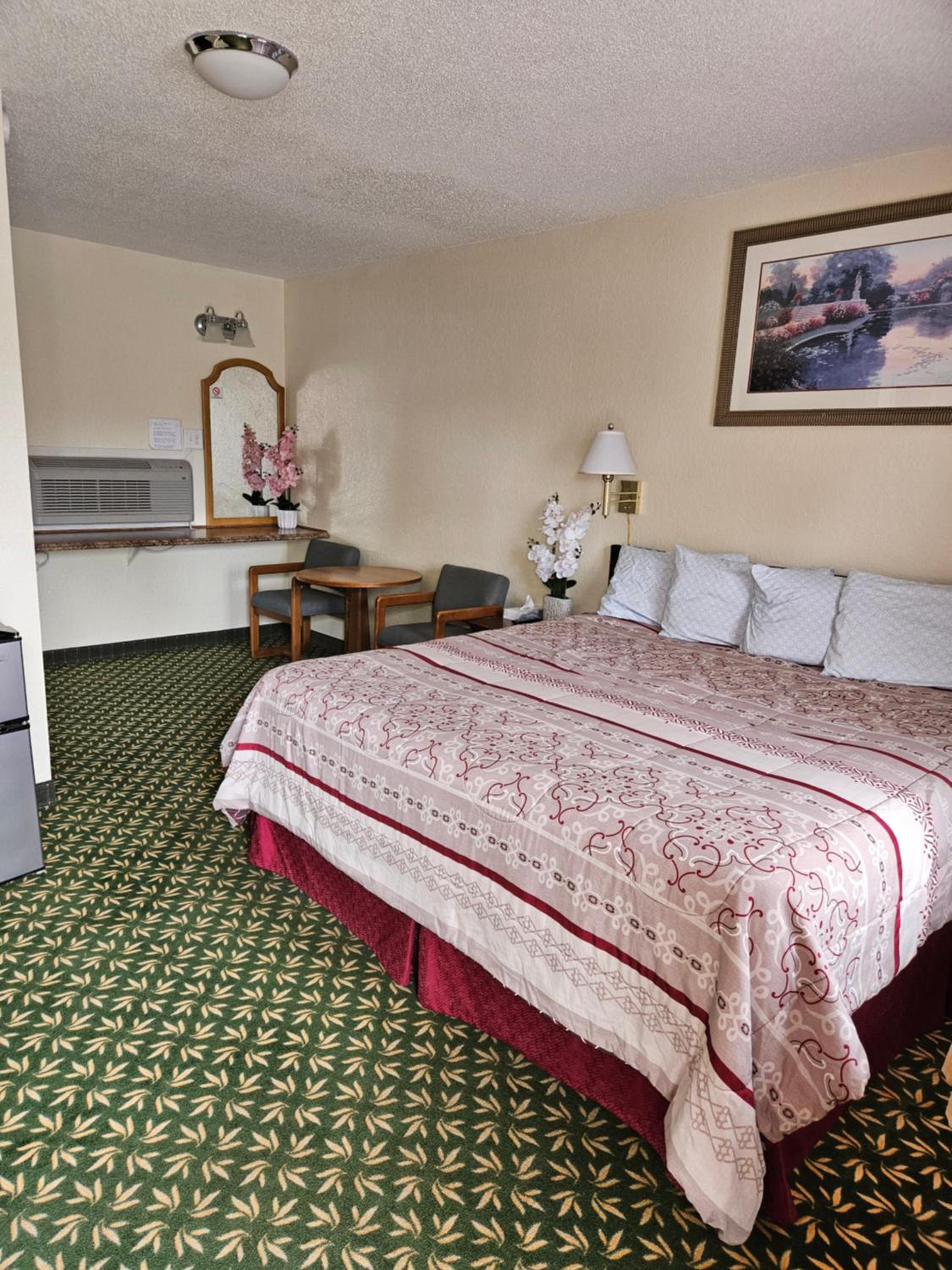 Canon City Vacations - Travel Inn Motel - Property Image 36