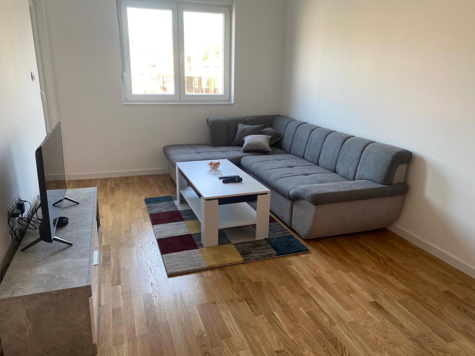 Dora Apartman