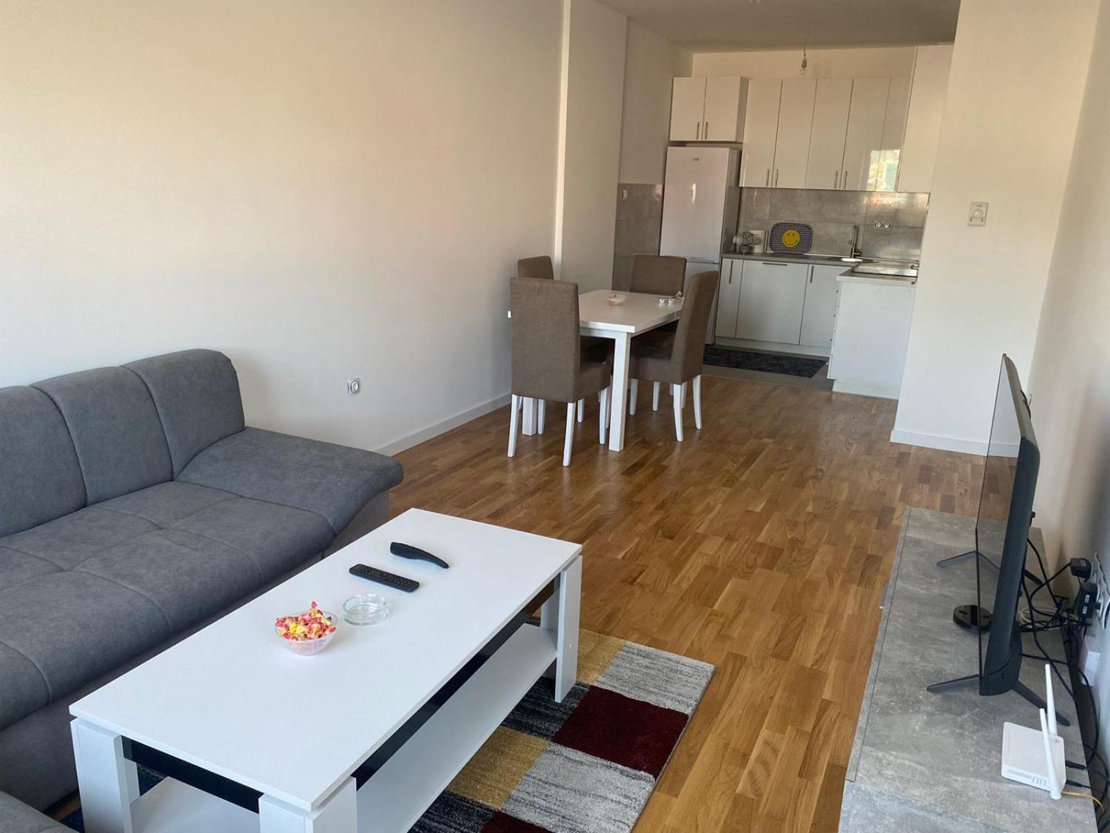 Dora Apartman