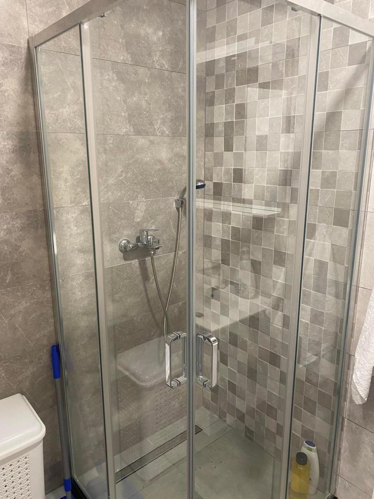 Dora Apartman