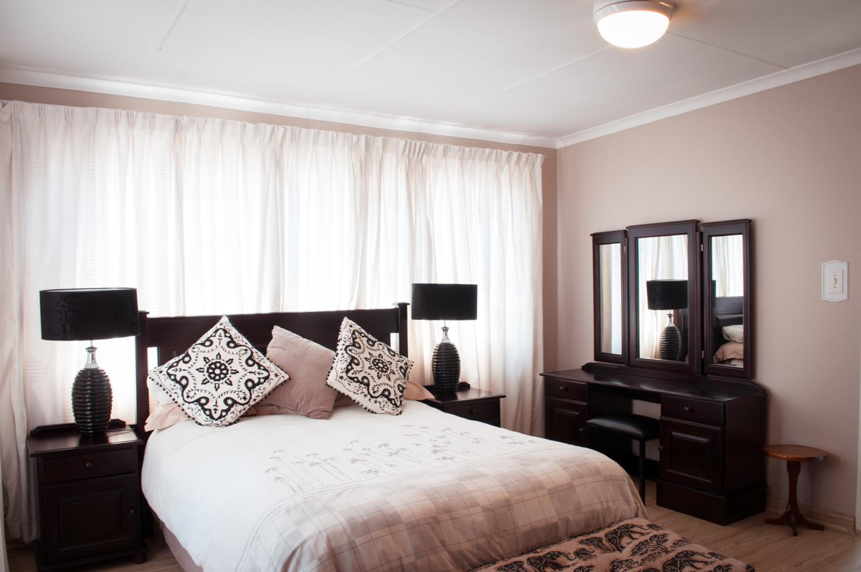Sun Ray Guest House view 5