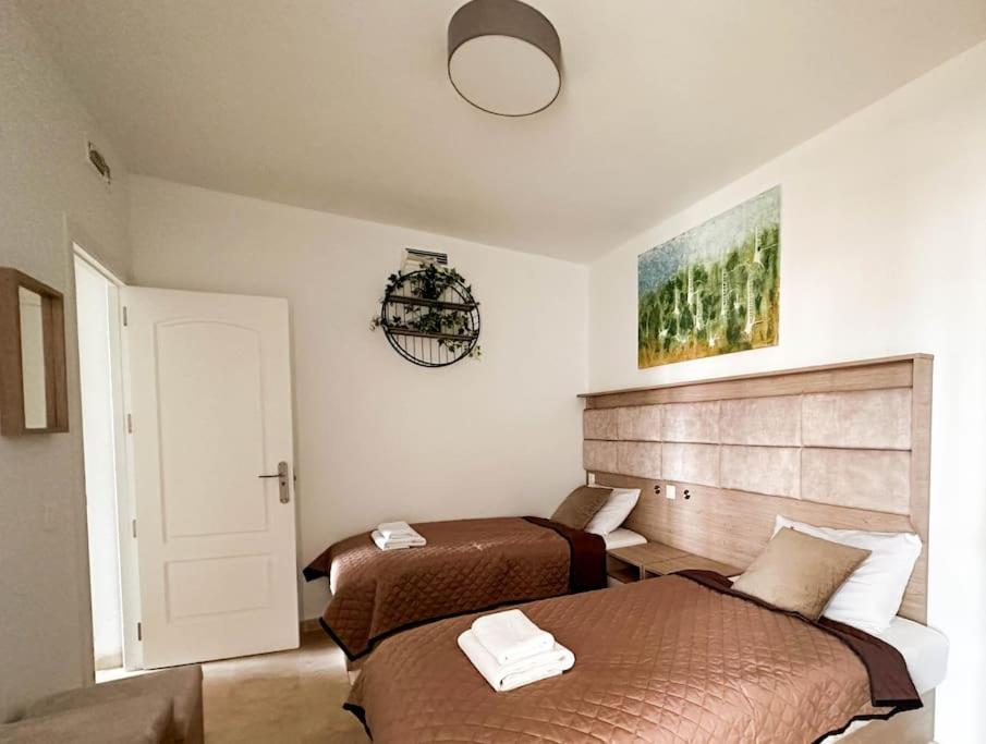 Beach Apartment 2Bed Small Oasis