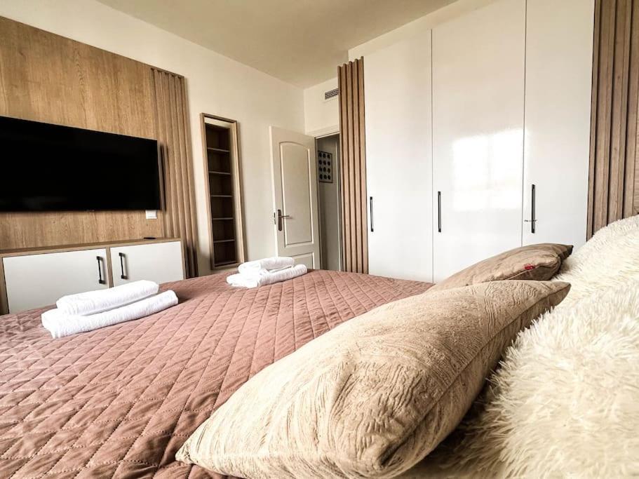 Beach Apartment 2Bed Small Oasis