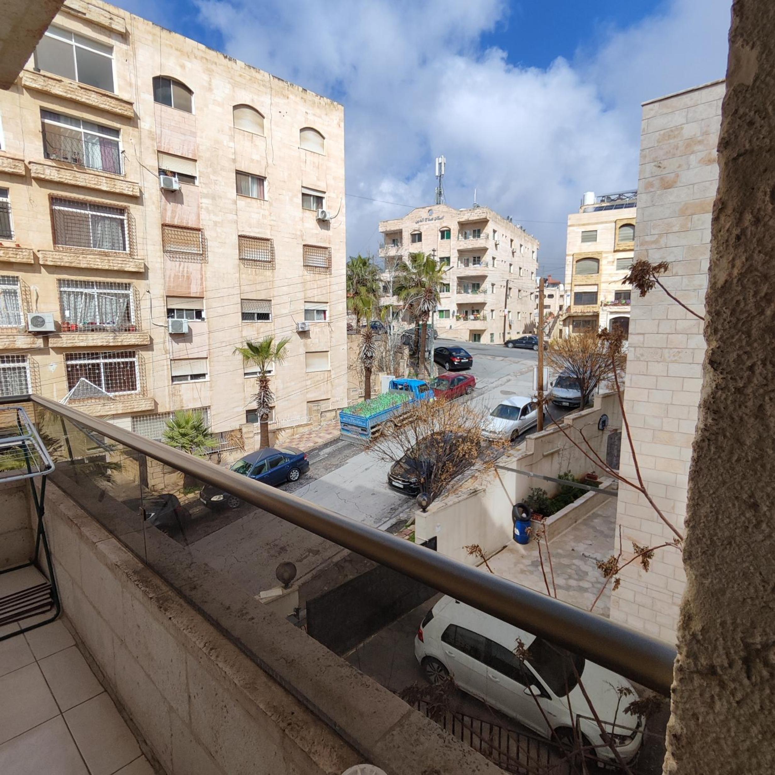 Khamis Apartment