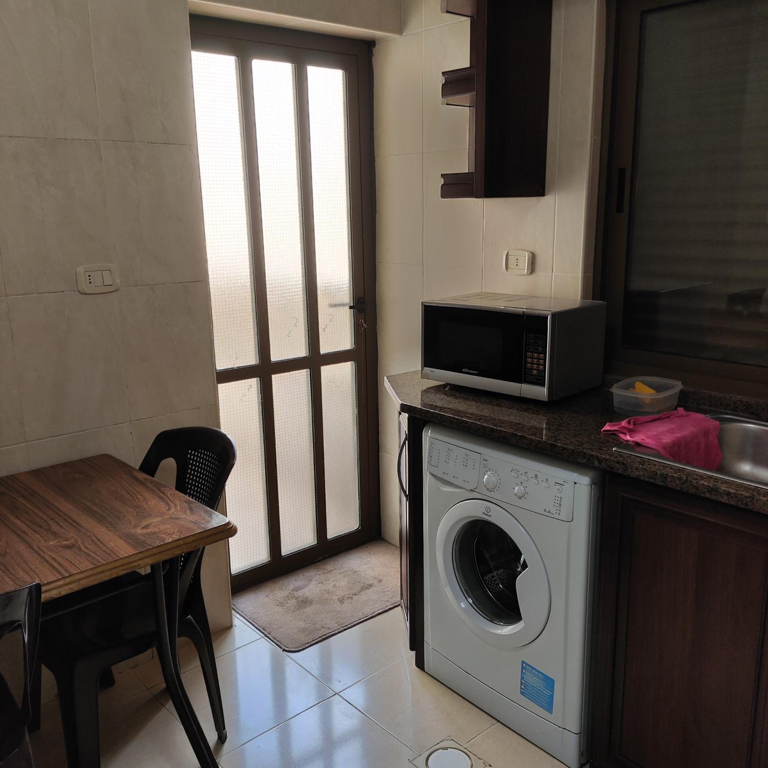 Khamis Apartment
