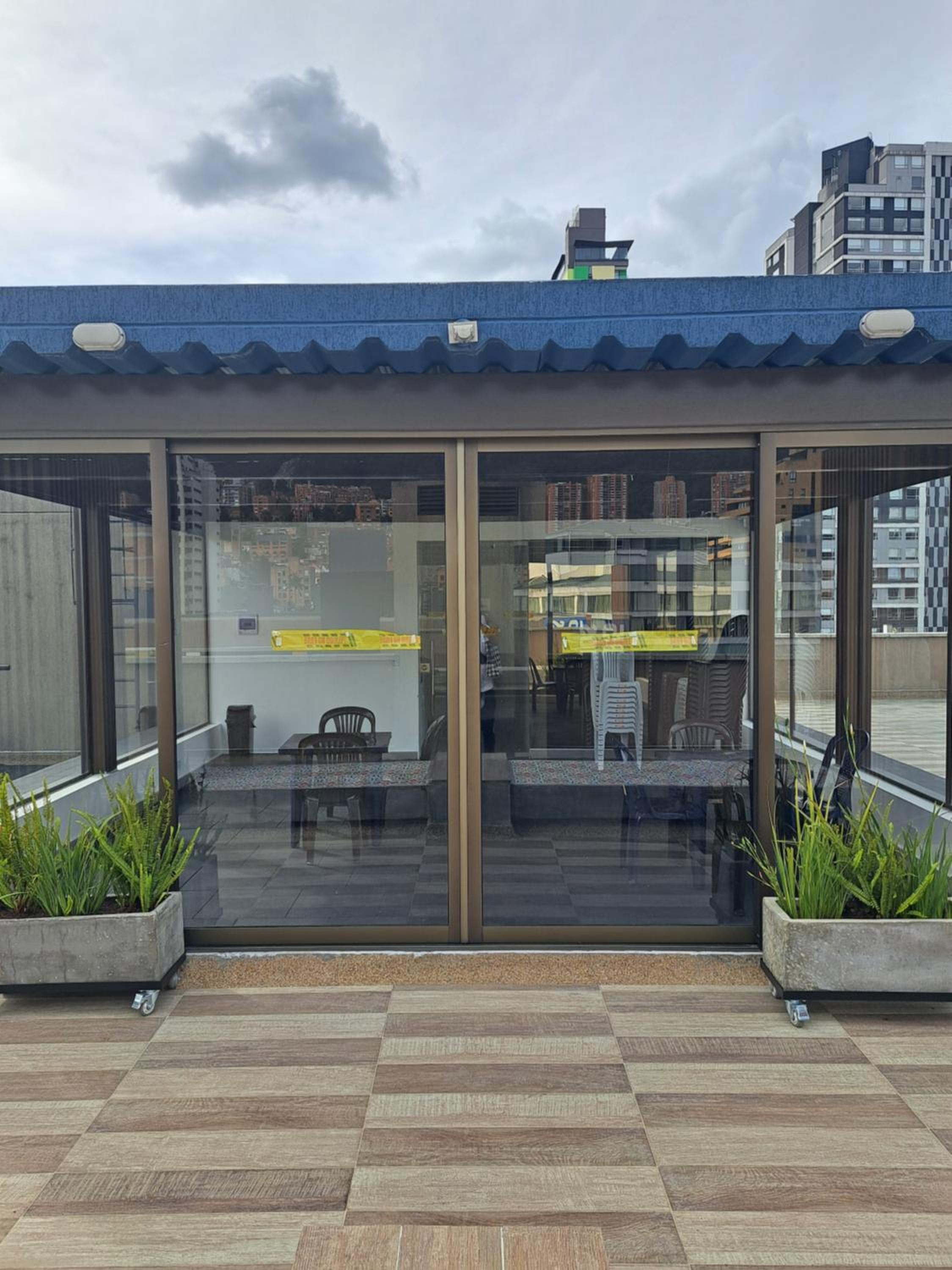 Apartamento Tehatron