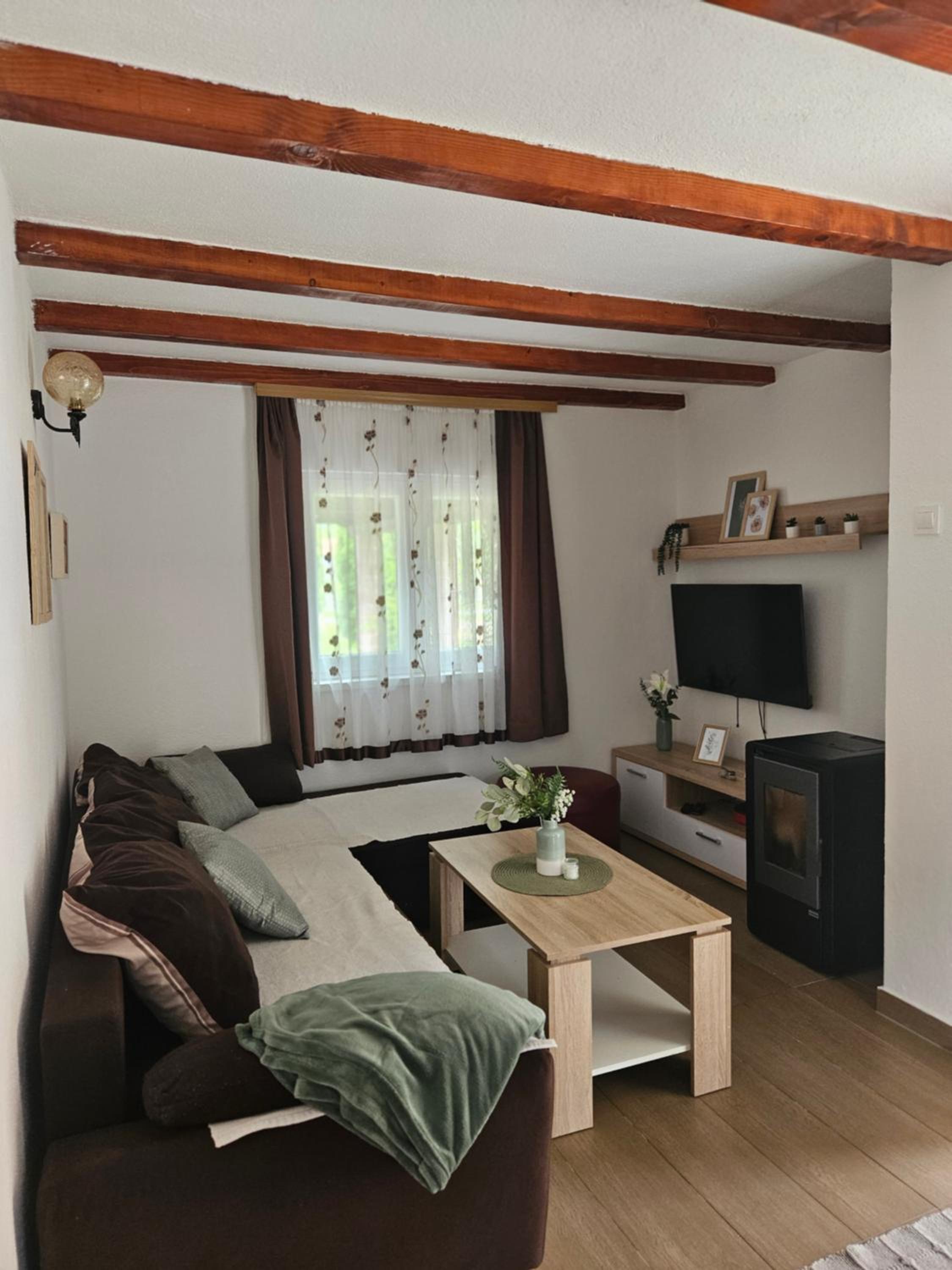Studio apartman Nera