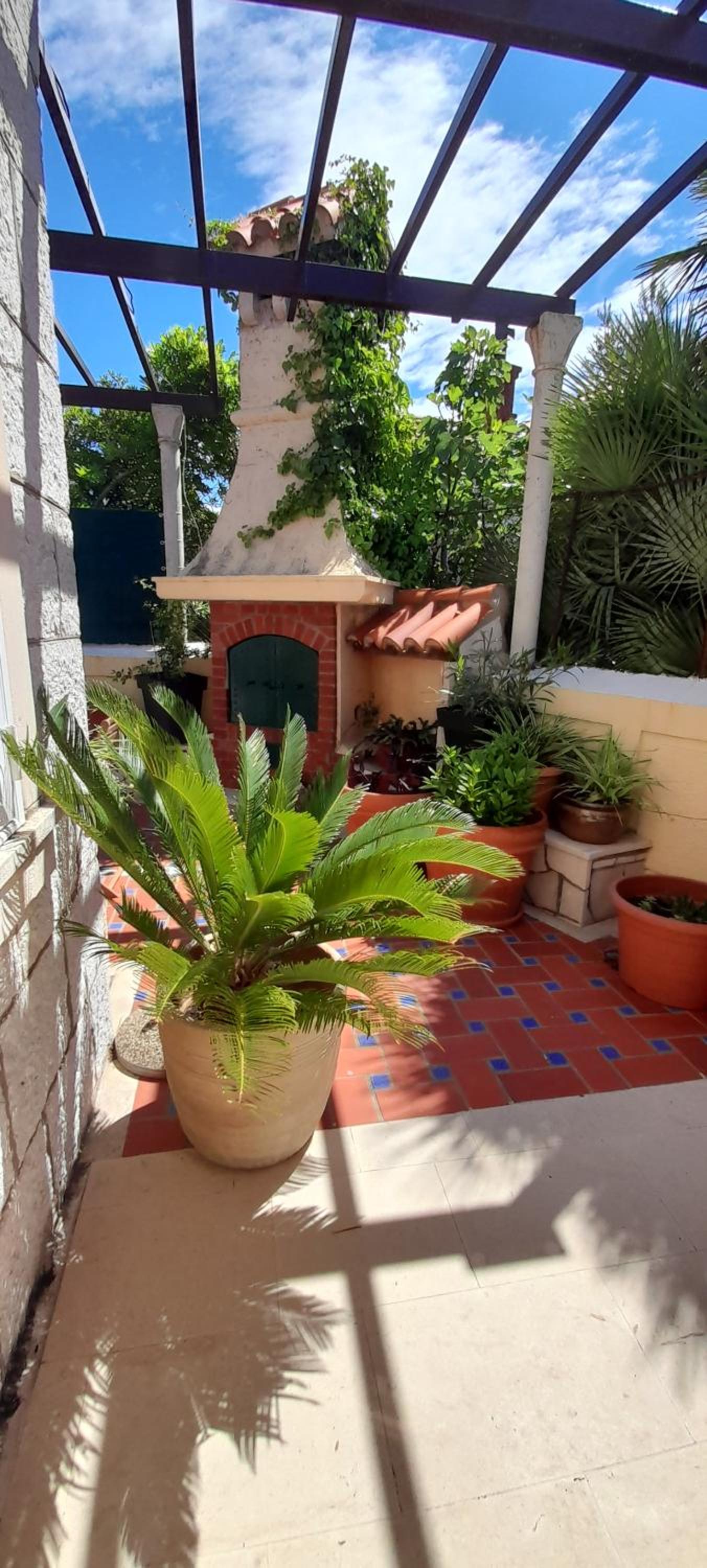 Ivana central Apartment, beach 100m