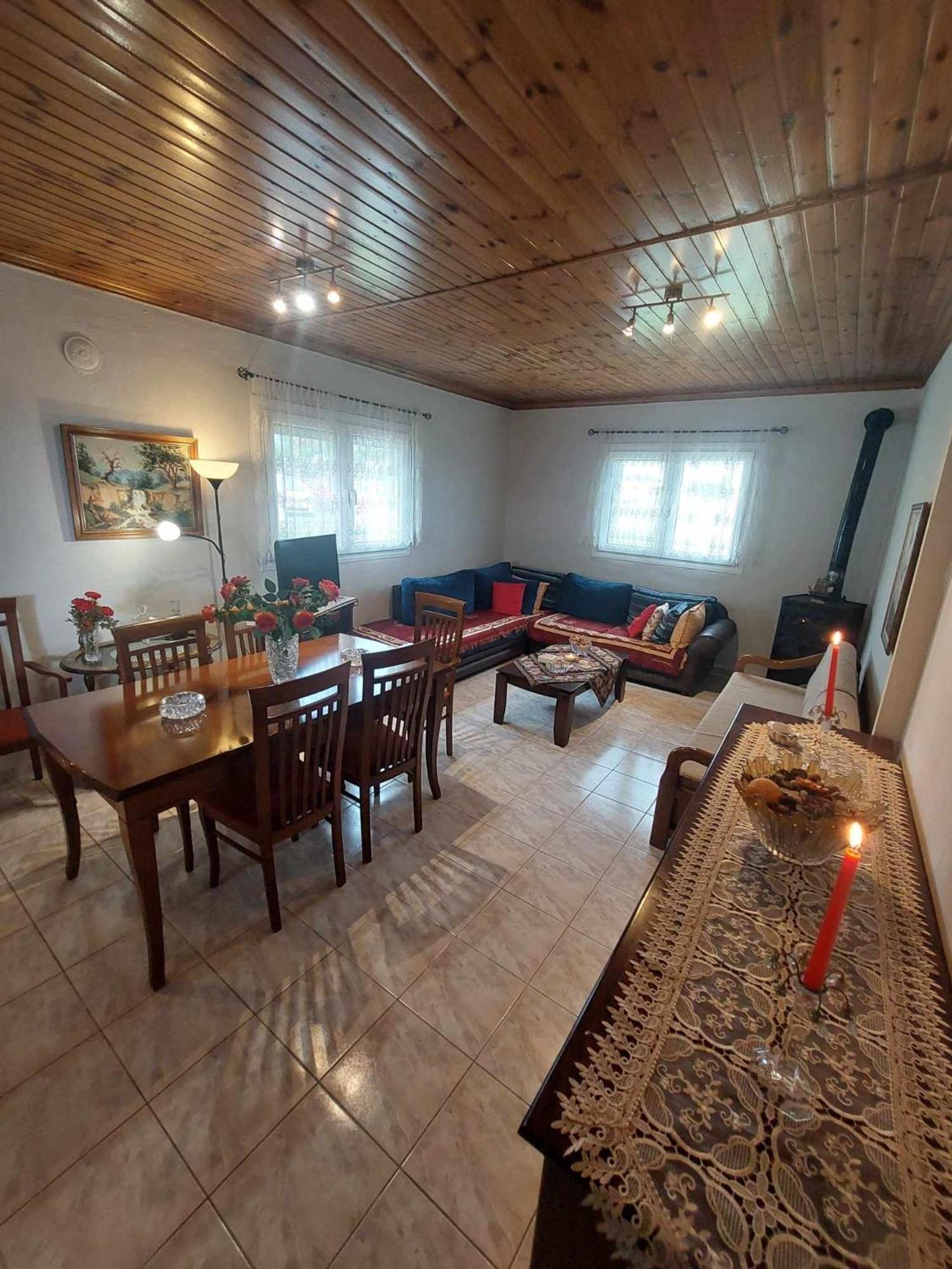 Villa Apostolos