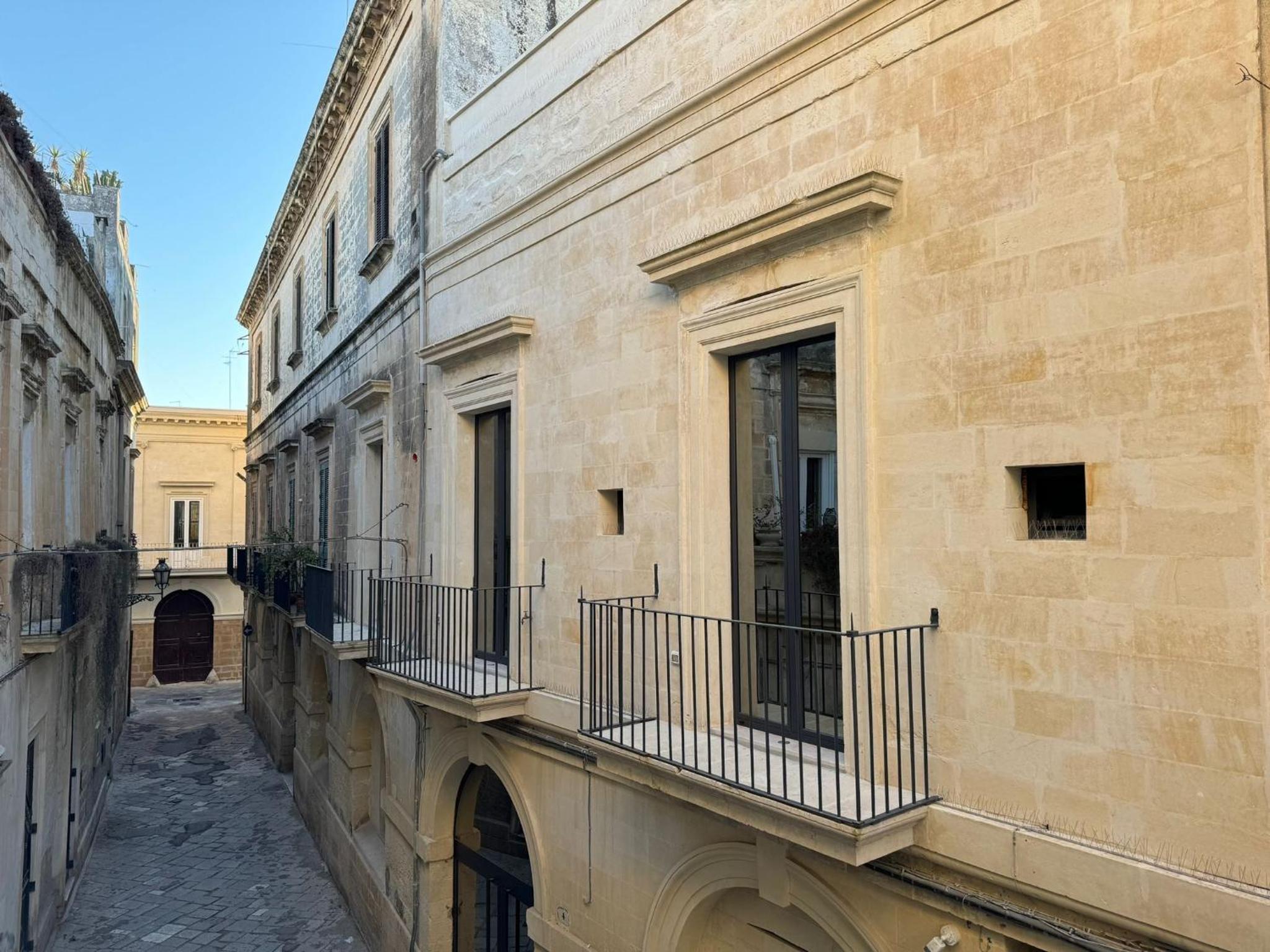 Alora boutique suites