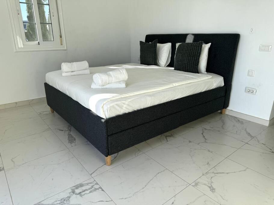 Villa Zion Tenerife with Heated Pool
