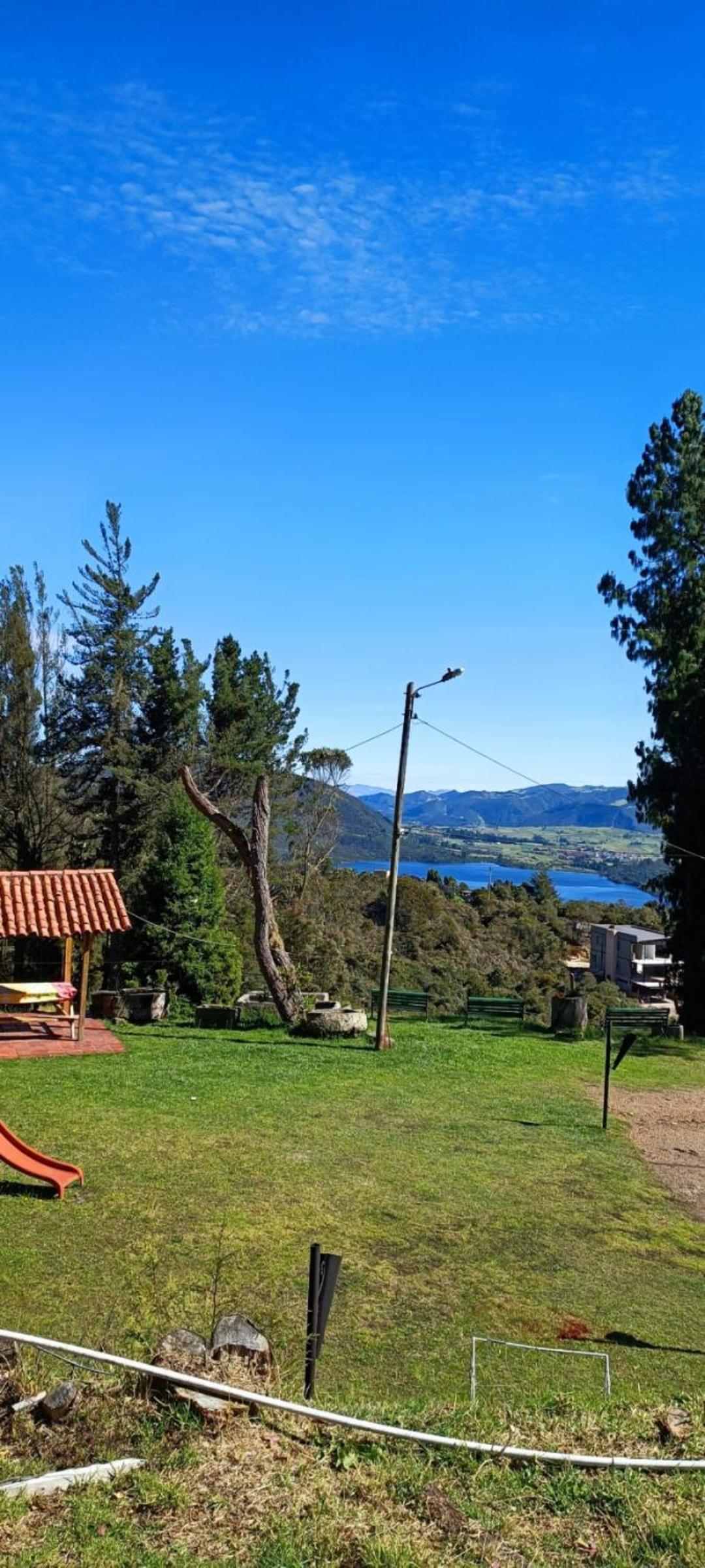Finca Delfos un paraíso a 15 minutos de Bogotá, única con mirador a la ciudad de Bogotá y también con vista al embalse de San Rafael y la Calera
