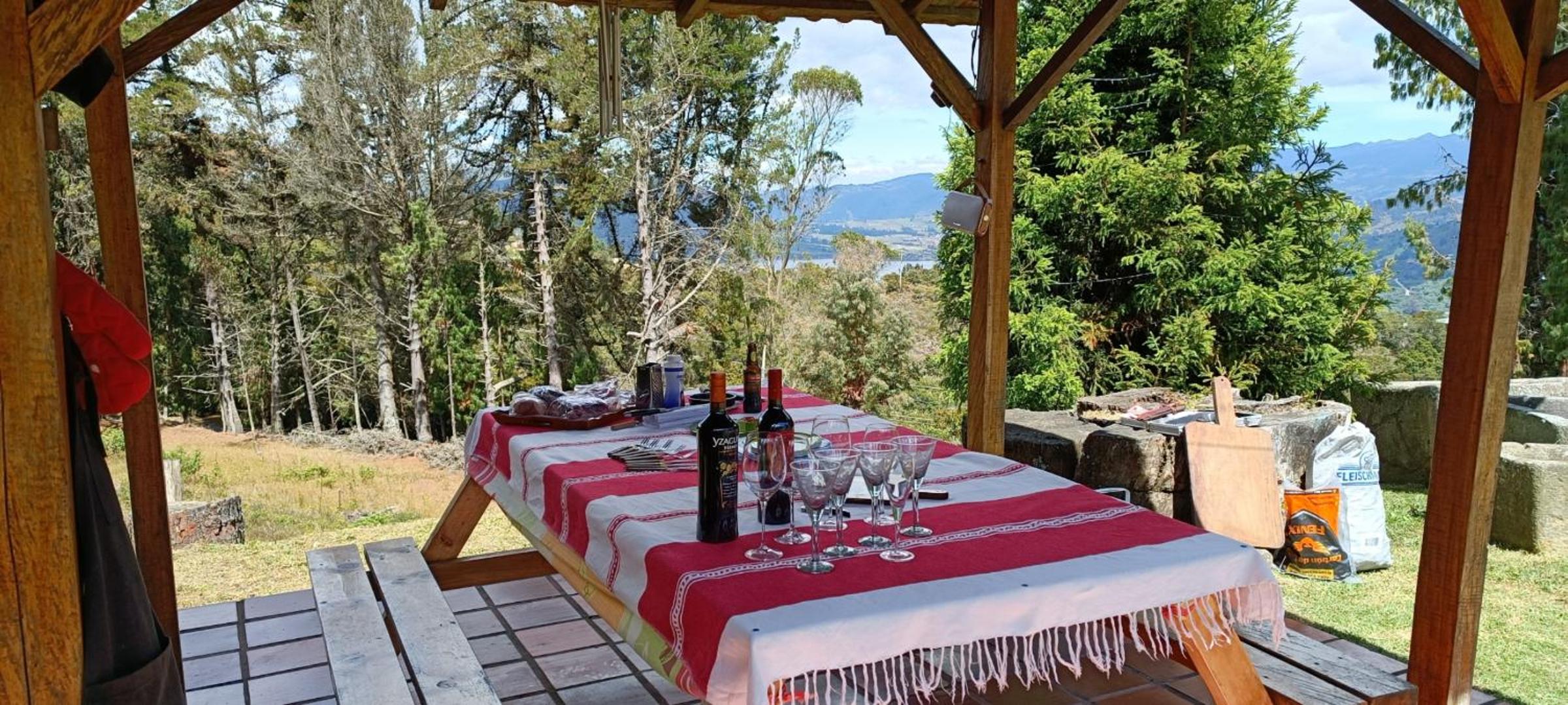 Finca Delfos un paraíso a 15 minutos de Bogotá, única con mirador a la ciudad de Bogotá y también con vista al embalse de San Rafael y la Calera