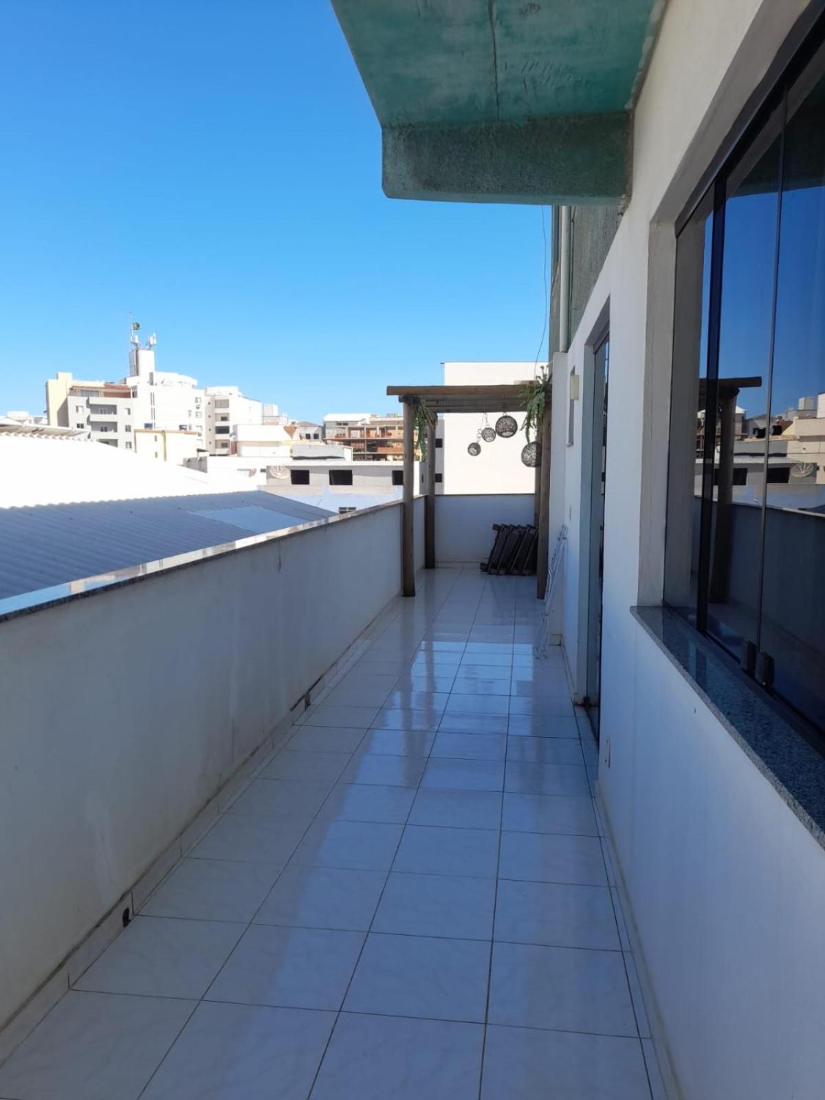 Suites e Kitnets praia Iriri