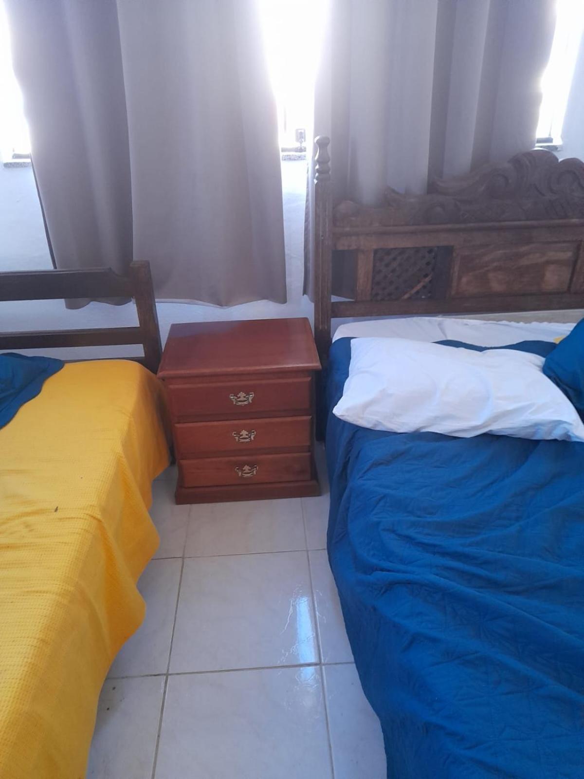 Suites e Kitnets praia Iriri