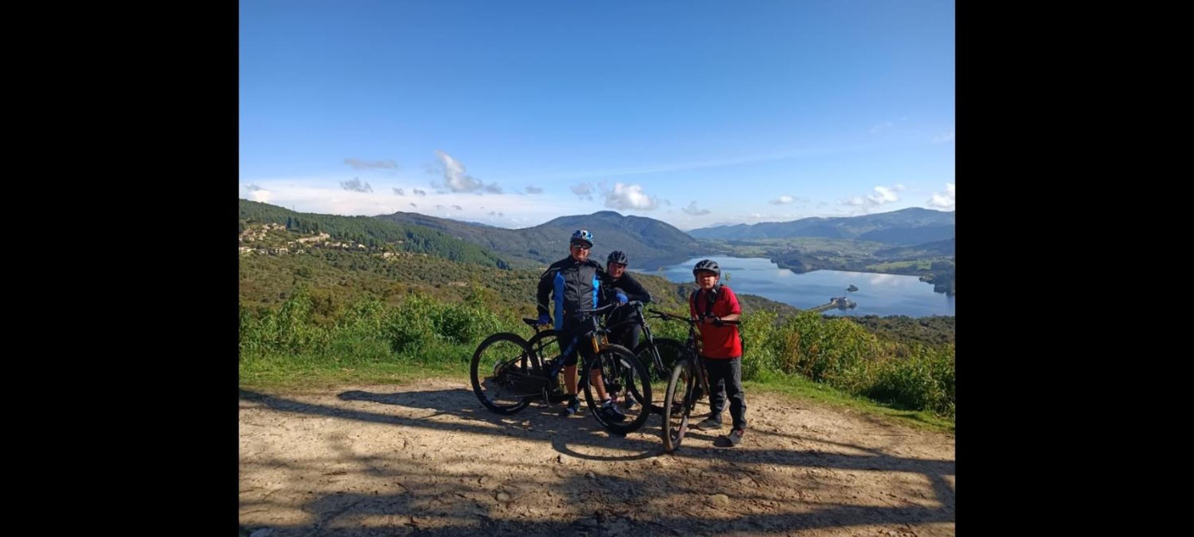 Finca Delfos un paraíso a 15 minutos de Bogotá, única con mirador a la ciudad de Bogotá y también con vista al embalse de San Rafael y la Calera