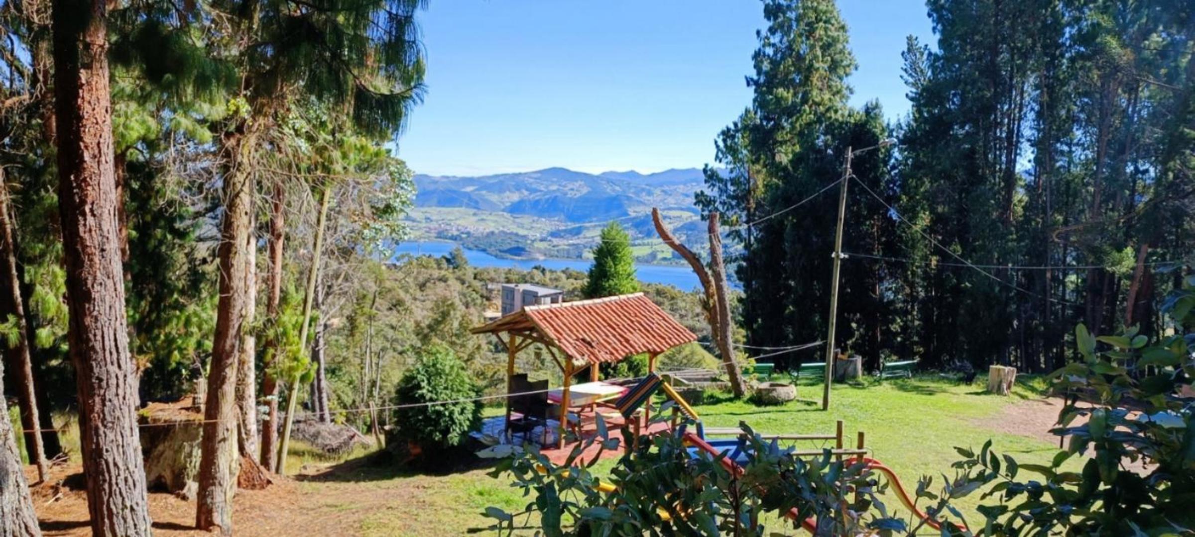 Finca Delfos un paraíso a 15 minutos de Bogotá, única con mirador a la ciudad de Bogotá y también con vista al embalse de San Rafael y la Calera