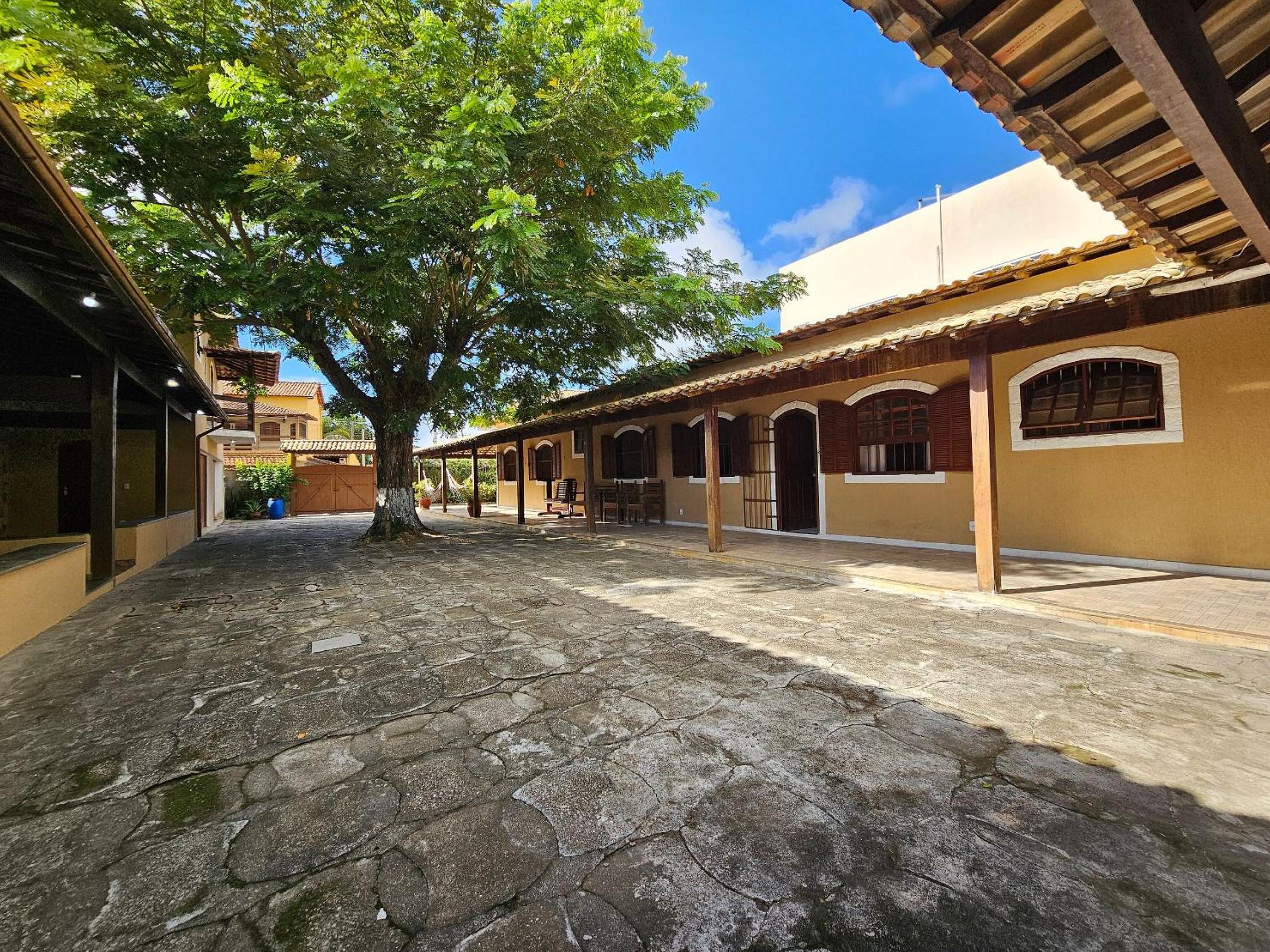 Casa Aurora à Praia do Peró Bandeira Azul – Perfeita para Grupos
