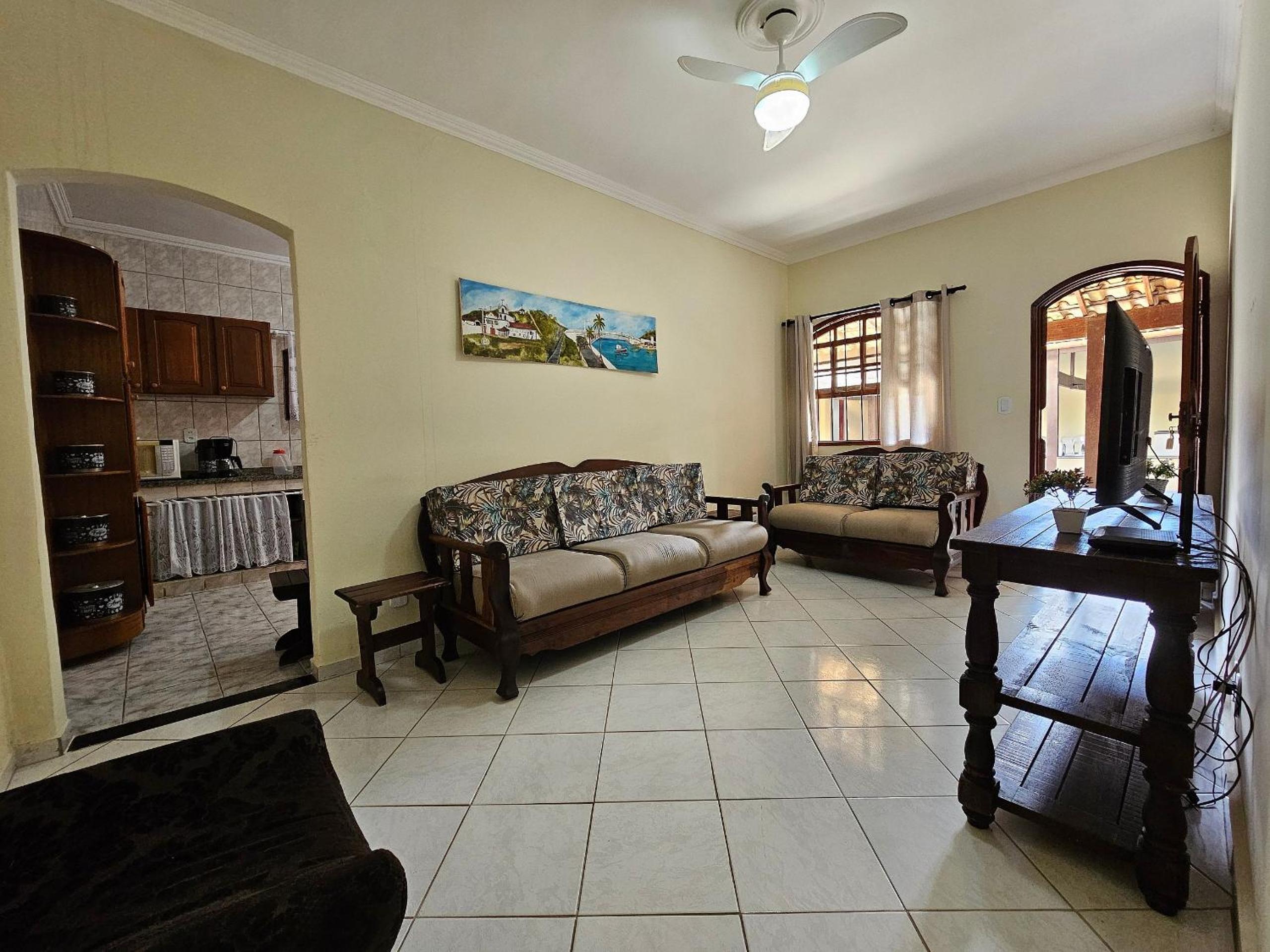 Casa Aurora à Praia do Peró Bandeira Azul – Perfeita para Grupos
