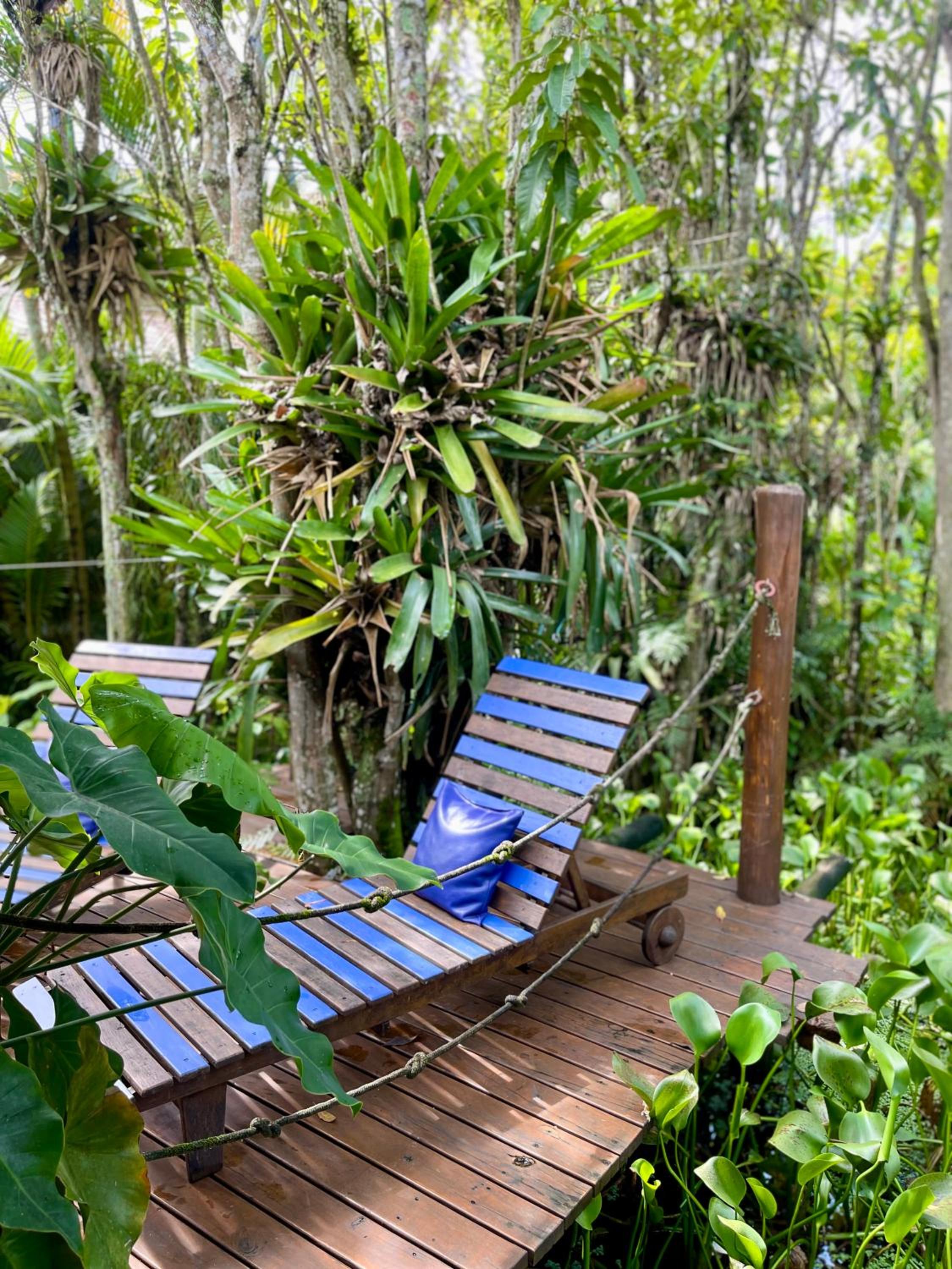 Casa Jardim Bangalos