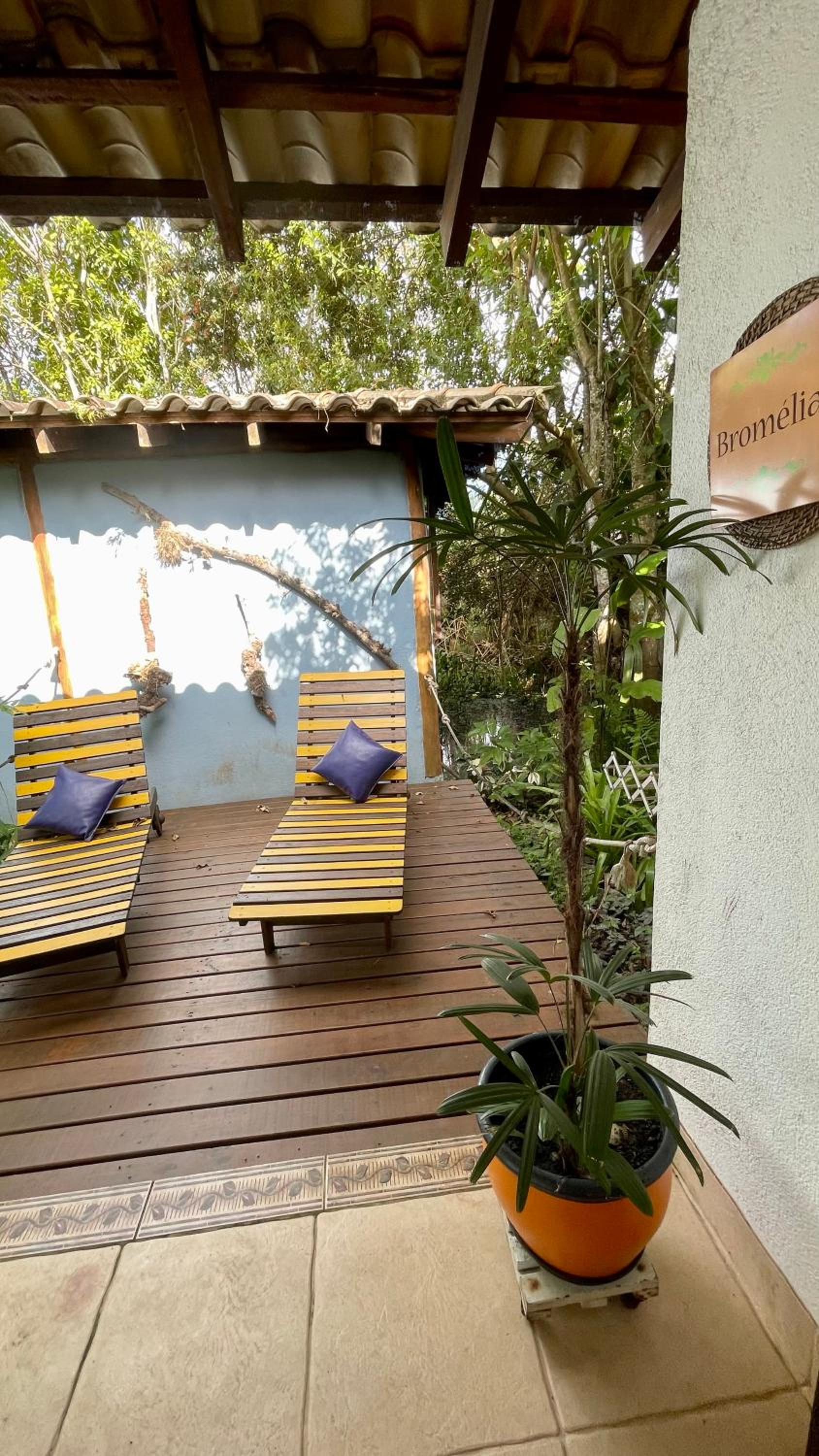 Casa Jardim Bangalos