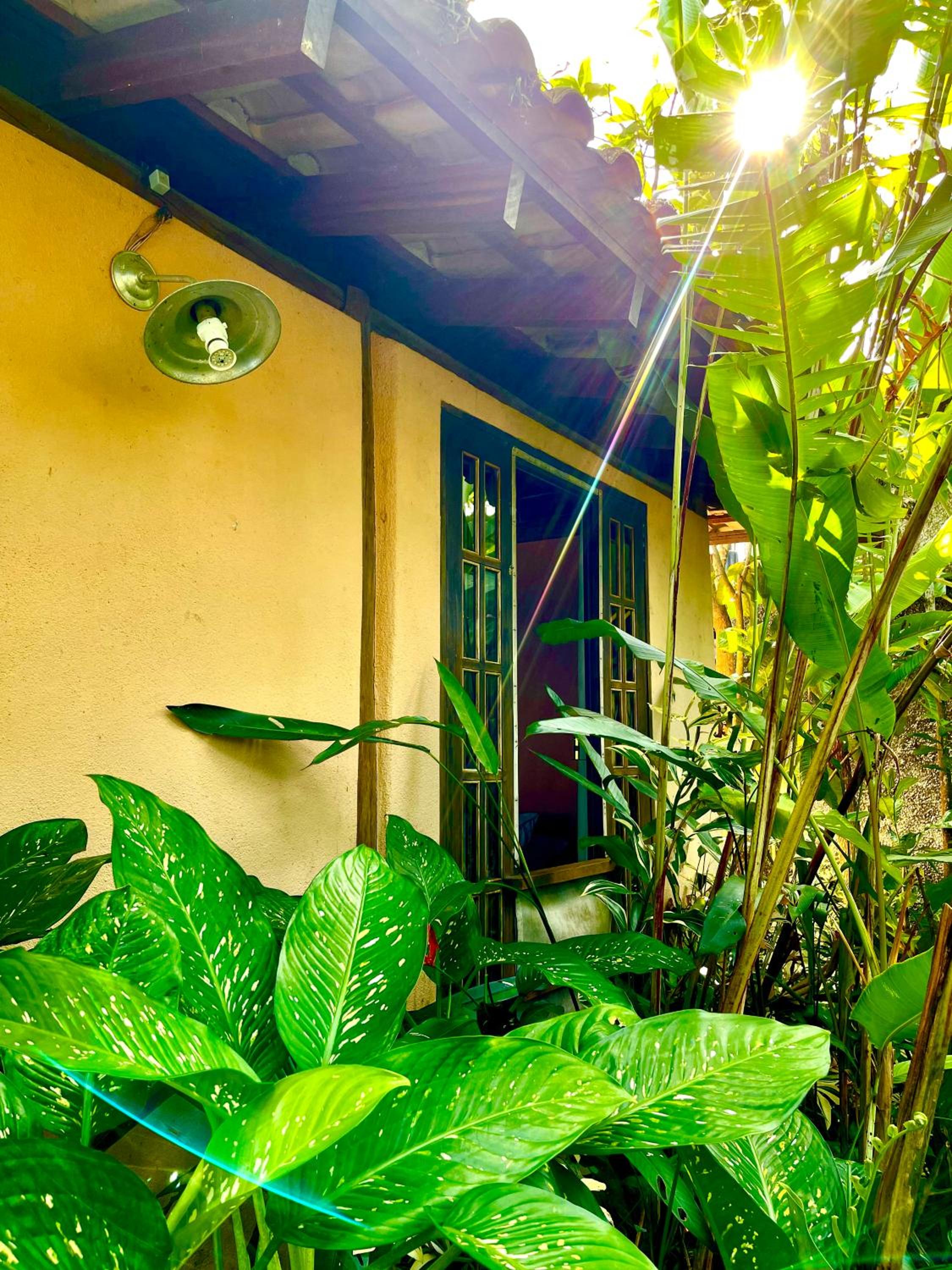 Casa Jardim Bangalos