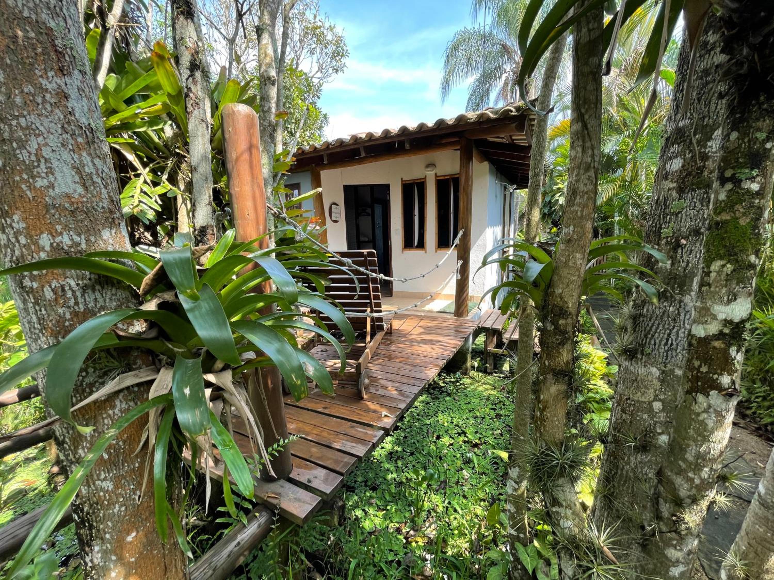 Casa Jardim Bangalos